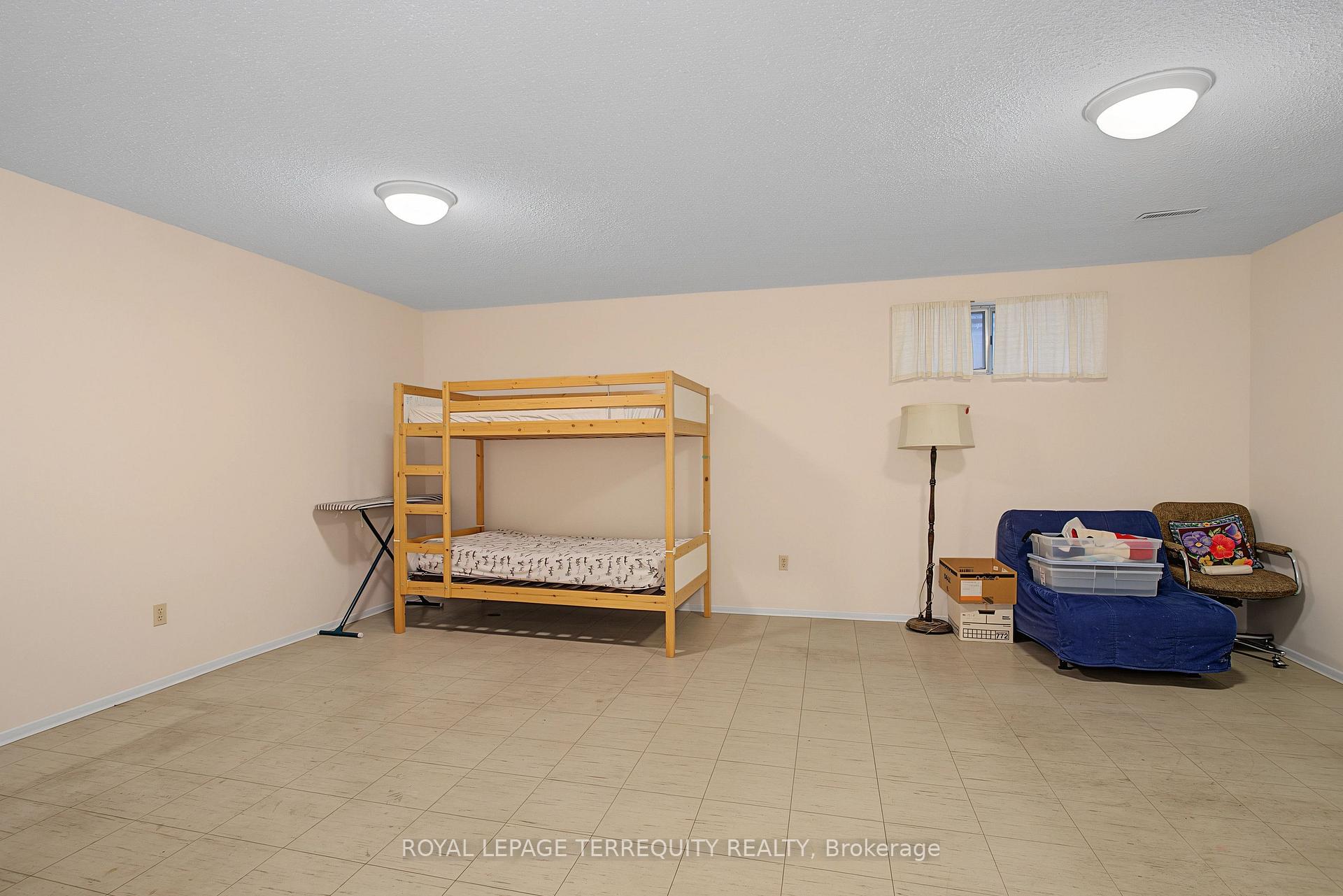 Photo 21 of Unit 18, 11 Four Winds Drive, North York, York University Heights — HOMEH