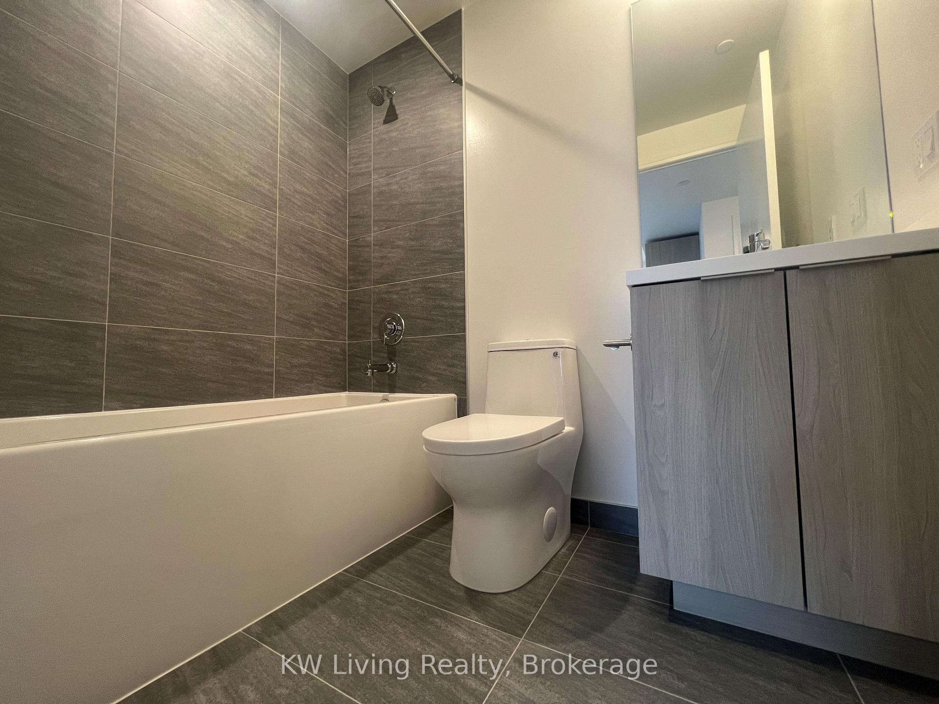 Photo 5 of Unit 1808, 400 King Street W, Toronto, Waterfront Communities — HOMEH
