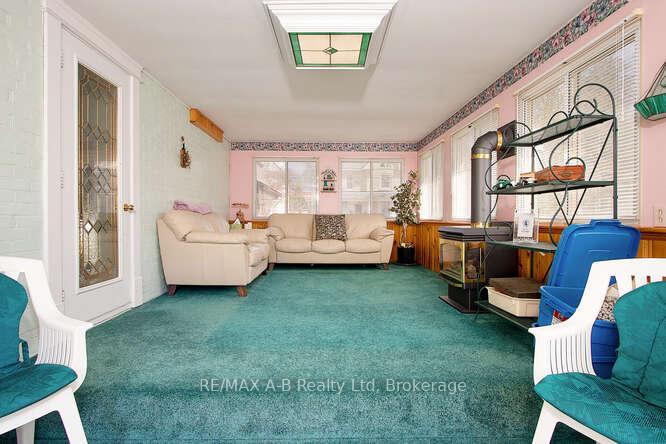 Photo 7 of 235 William Street, Stratford — HOMEH