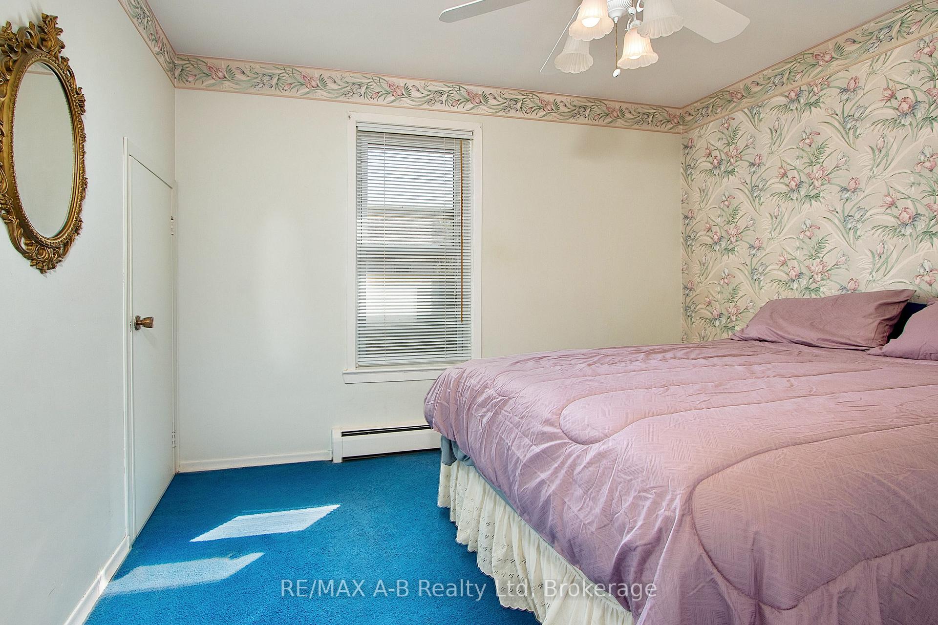 Photo 17 of 235 William Street, Stratford — HOMEH