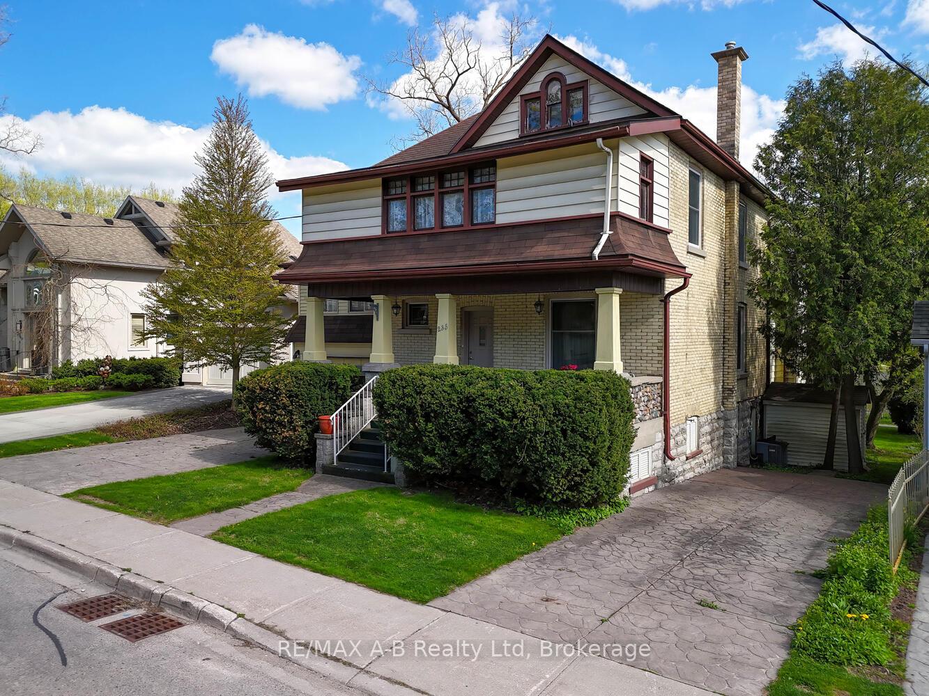 Photo 29 of 235 William Street, Stratford — HOMEH