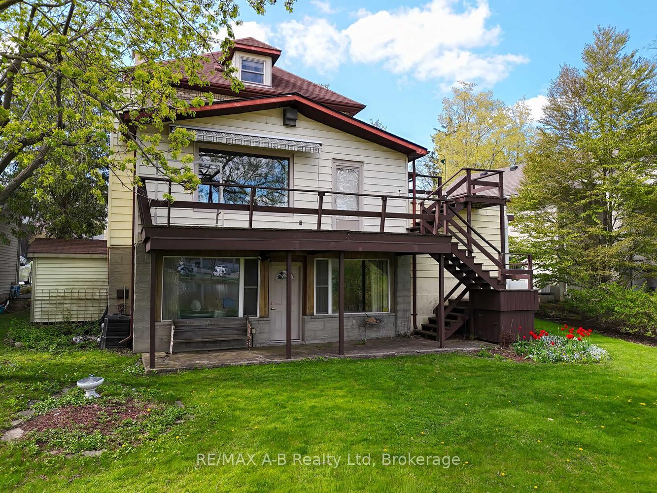 Photo 30 of 235 William Street, Stratford — HOMEH
