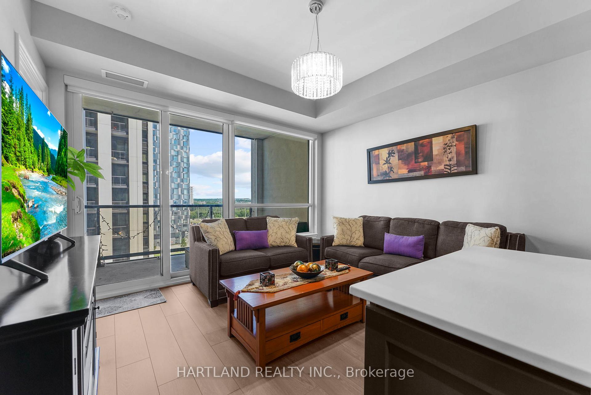 Photo 5 of Unit 810, 9075 Jane Street, Vaughan, Concord — HOMEH