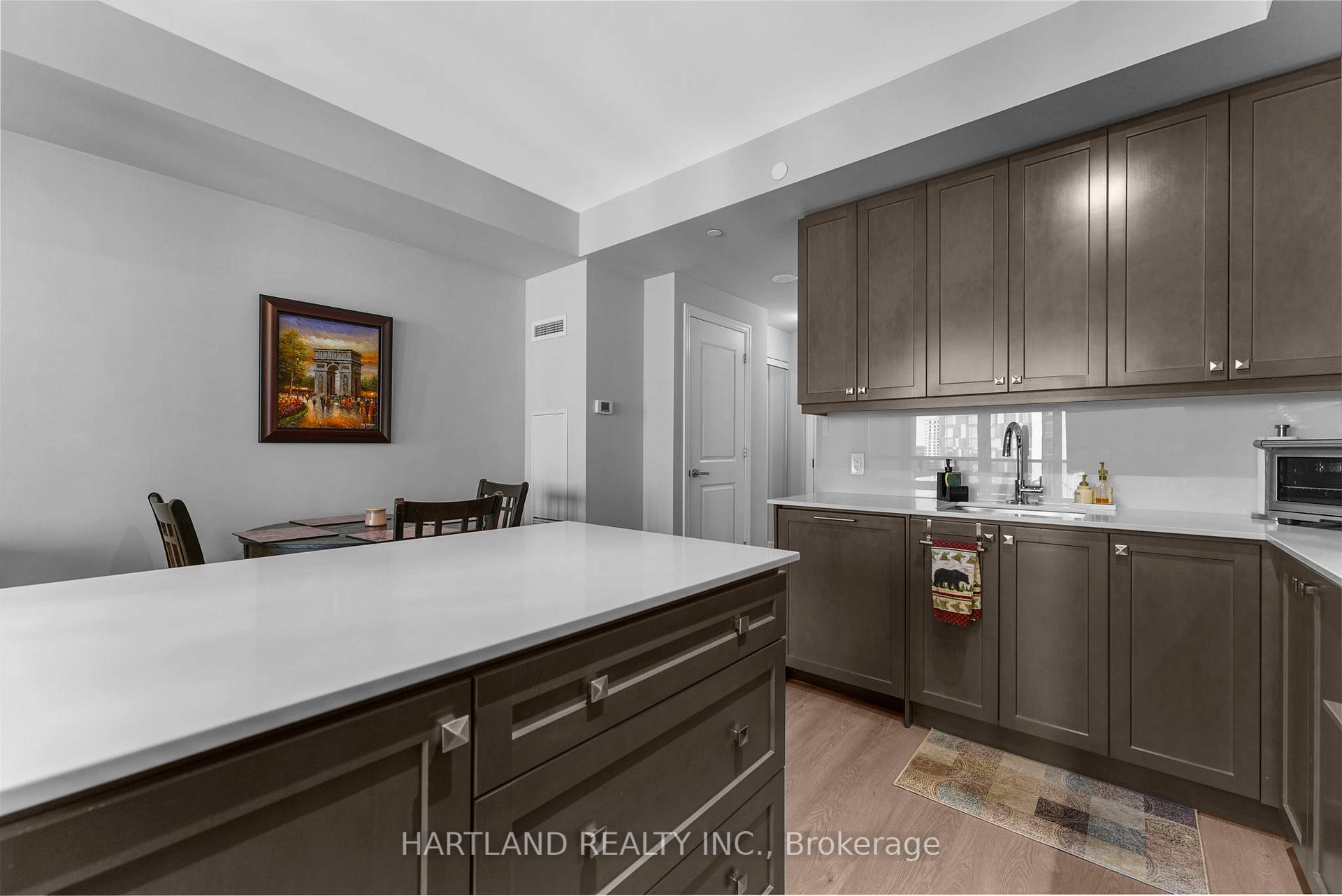 Photo 12 of Unit 810, 9075 Jane Street, Vaughan, Concord — HOMEH
