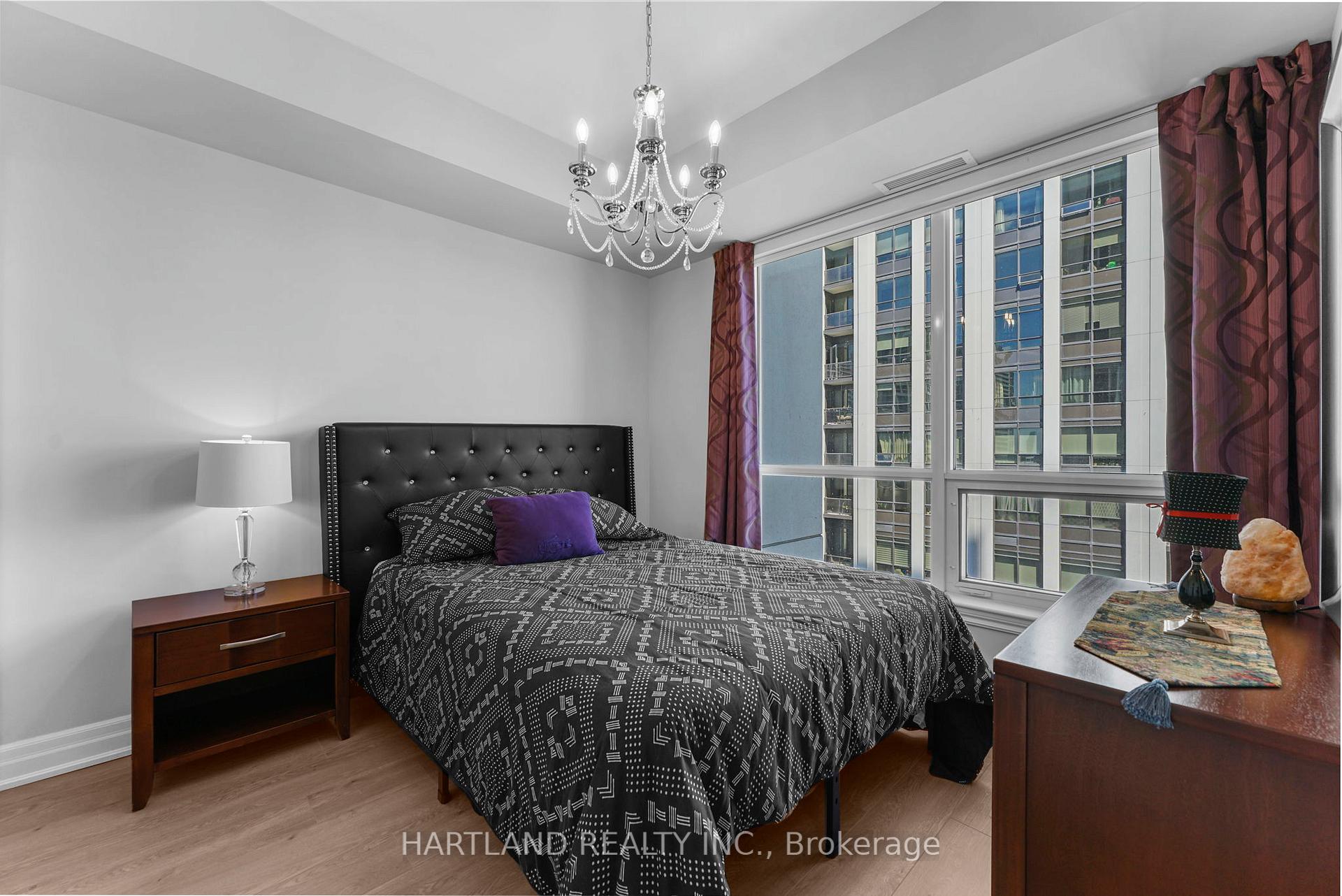 Photo 15 of Unit 810, 9075 Jane Street, Vaughan, Concord — HOMEH