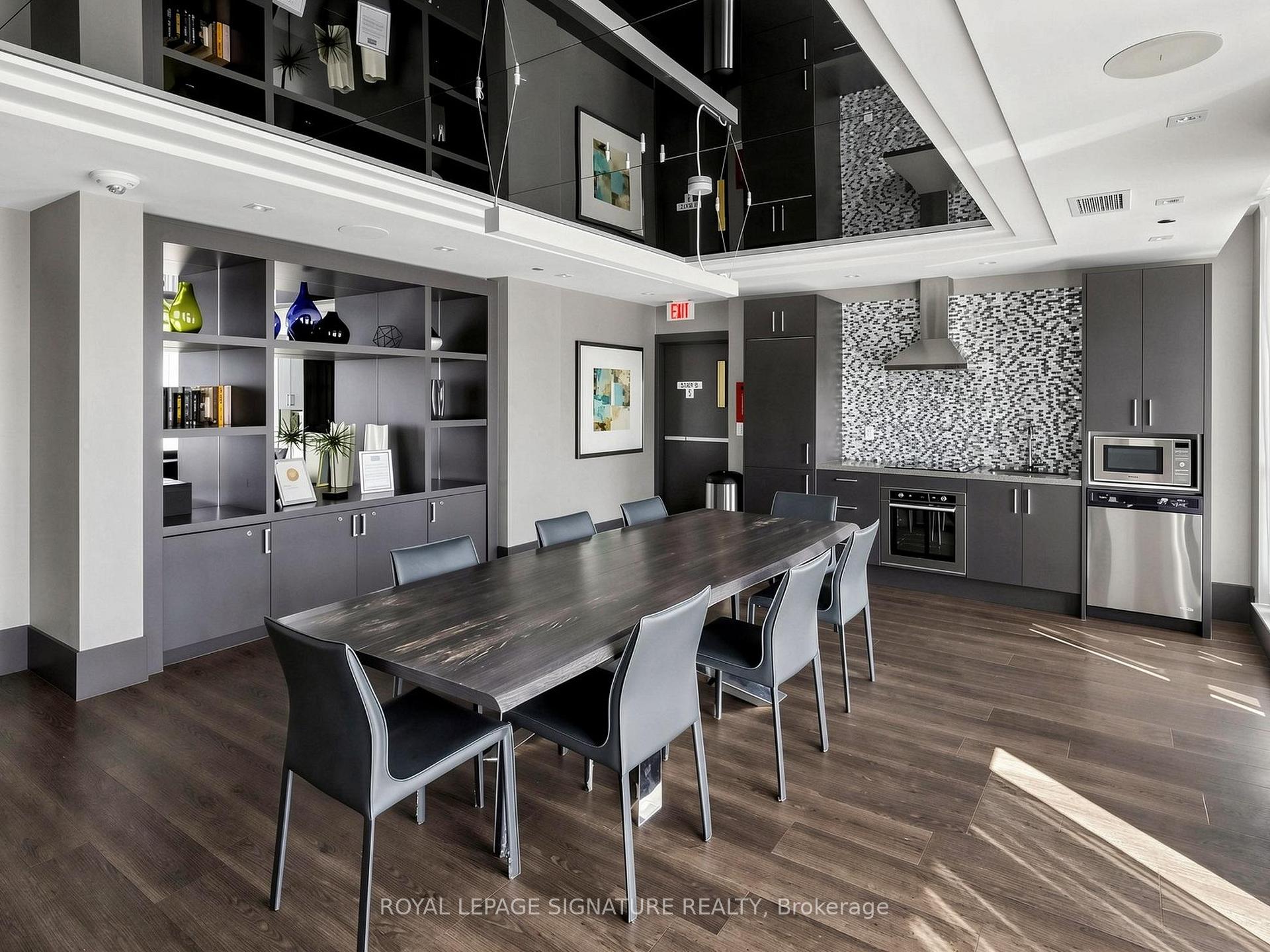 Photo 33 of Unit PH2, 297 College Street, Toronto, Kensington-Chinatown — HOMEH