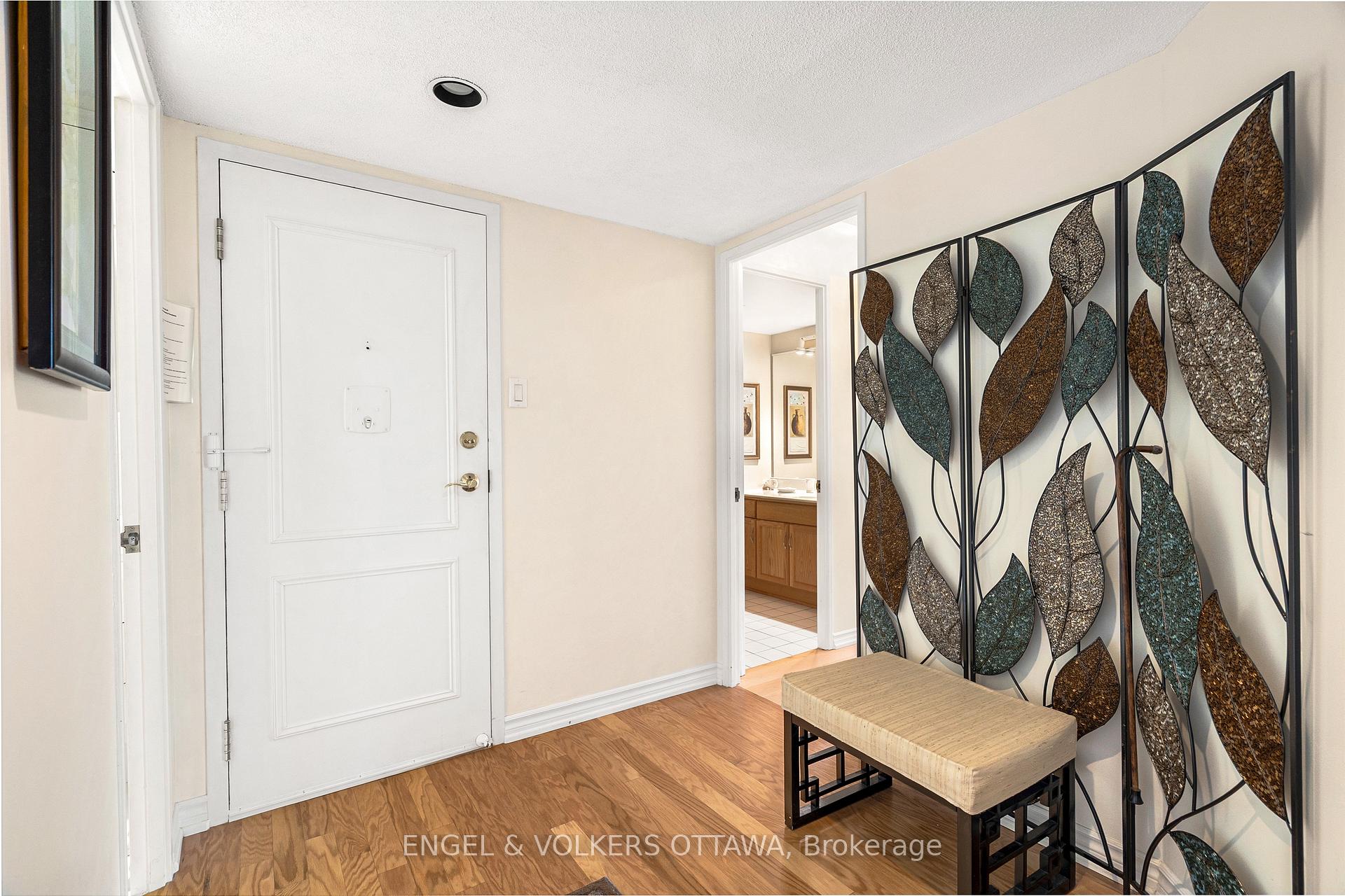 Photo 22 of Unit 205, 545 St Laurent Boulevard, Ottawa, Viscount Alexander Park — HOMEH