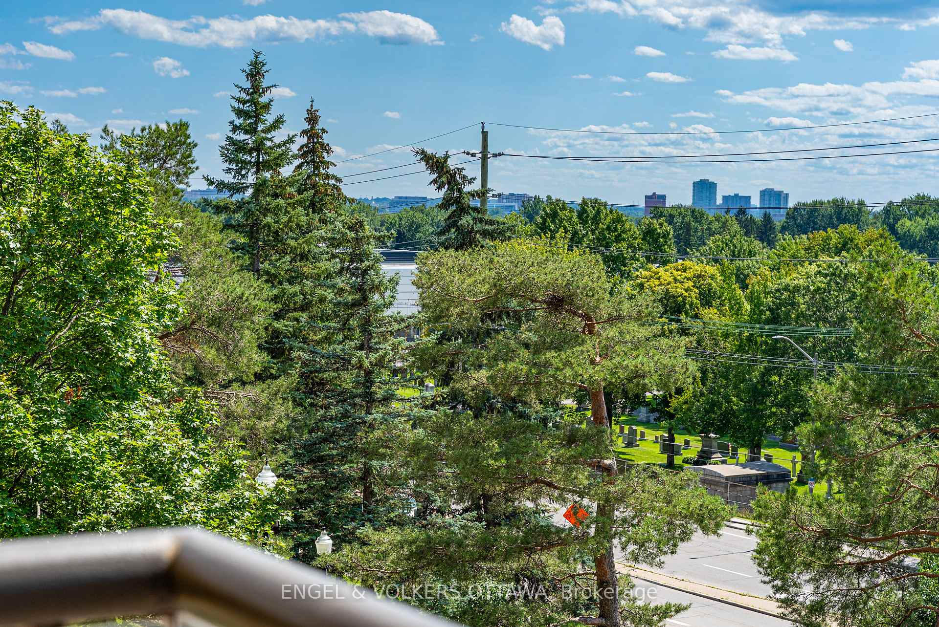 Photo 32 of Unit 205, 545 St Laurent Boulevard, Ottawa, Viscount Alexander Park — HOMEH