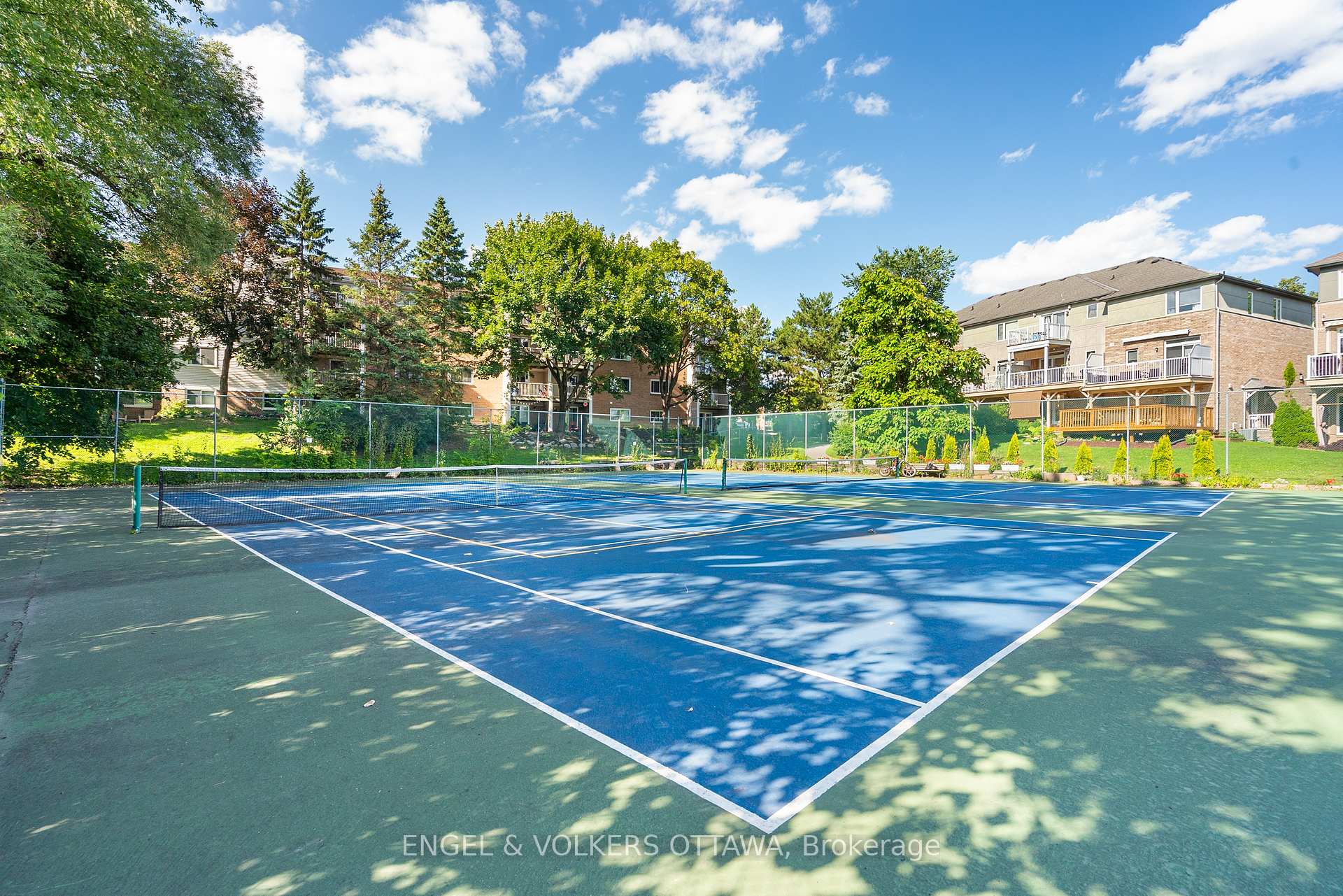 Photo 42 of Unit 205, 545 St Laurent Boulevard, Ottawa, Viscount Alexander Park — HOMEH