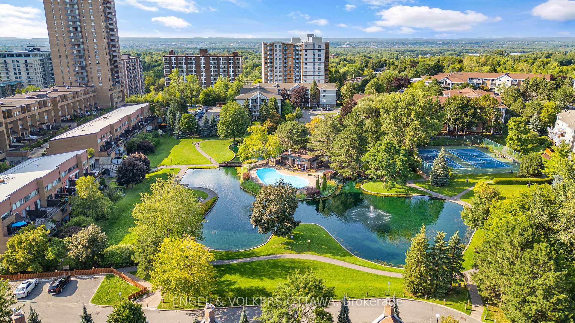Photo 43 of Unit 205, 545 St Laurent Boulevard, Ottawa, Viscount Alexander Park — HOMEH