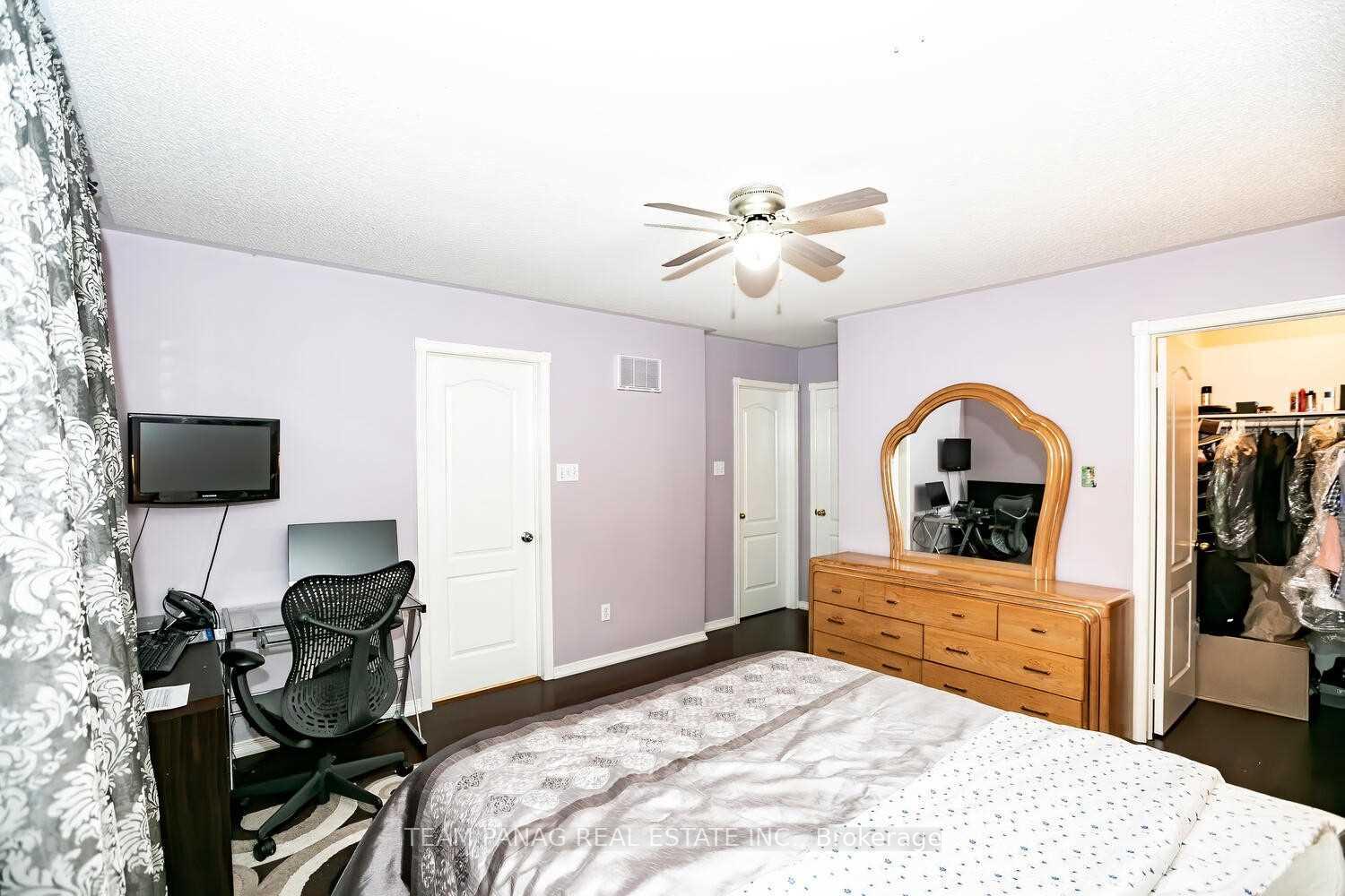 Photo 14 of 4 Queen Anne Drive, Brampton, Fletcher's Meadow — HOMEH