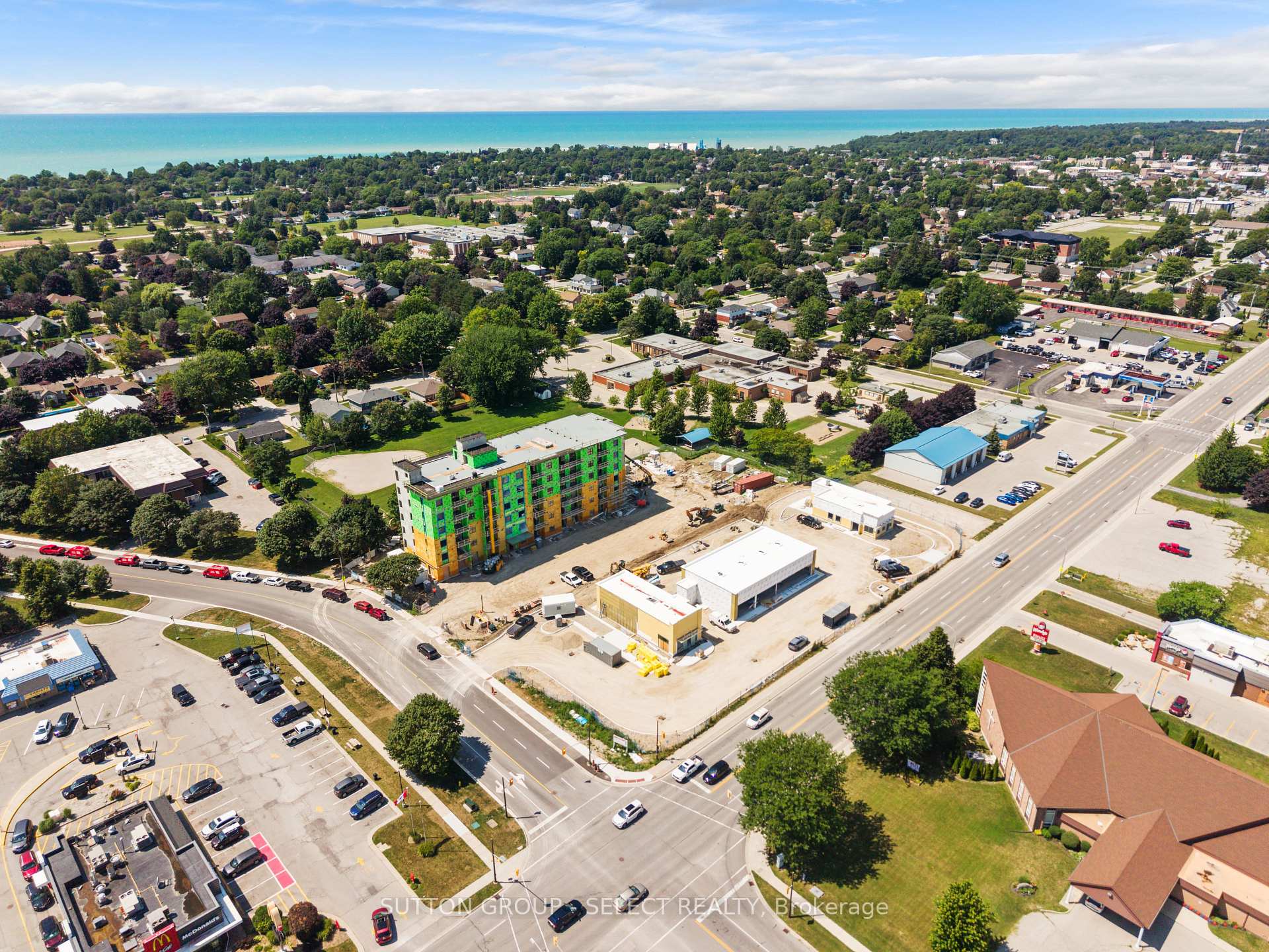 Photo 29 of Unit 604, 75 Suncoast Drive, Goderich, Goderich (Town) — HOMEH