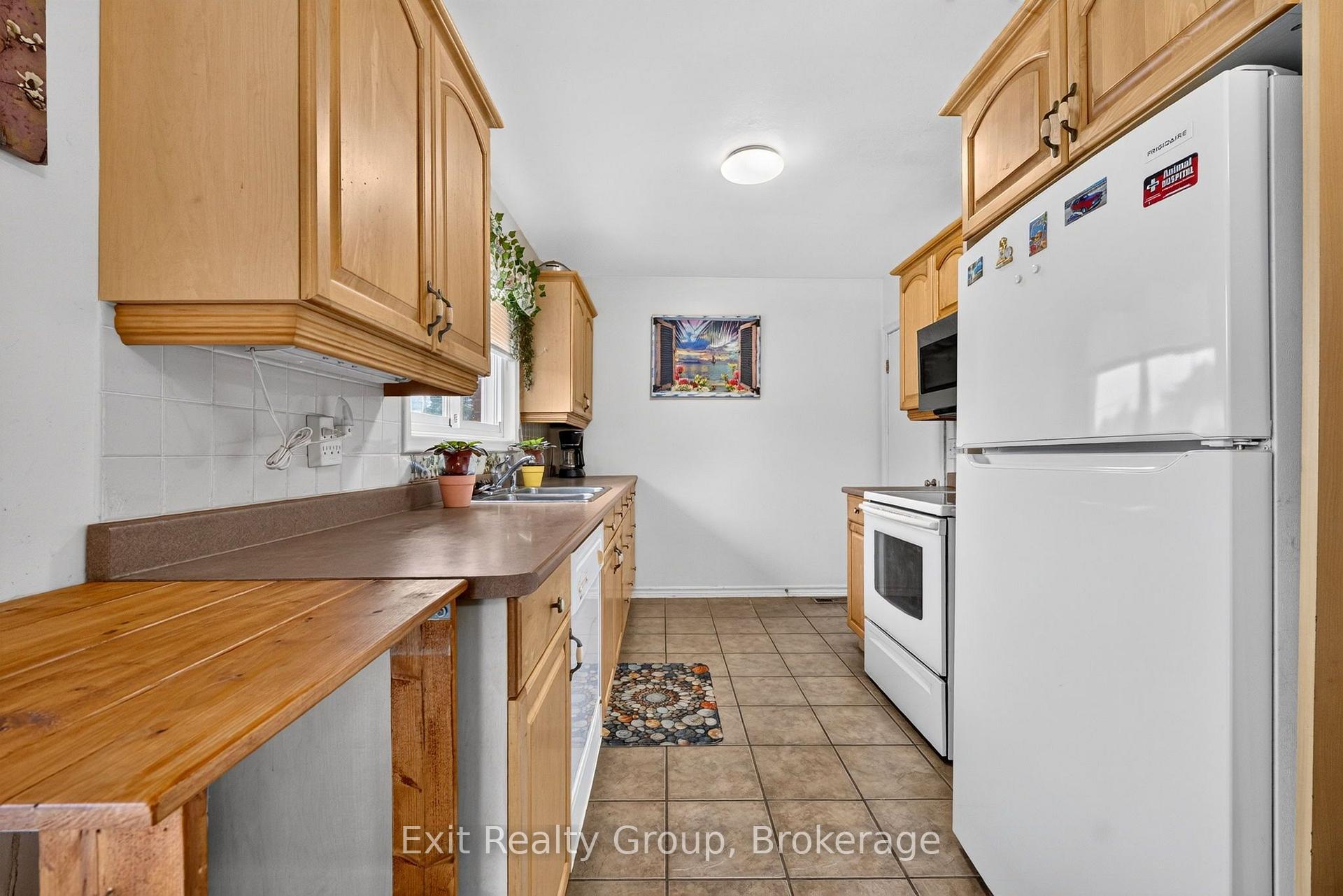 Photo 15 of 41 Second Avenue, Quinte West, Trenton Ward — HOMEH