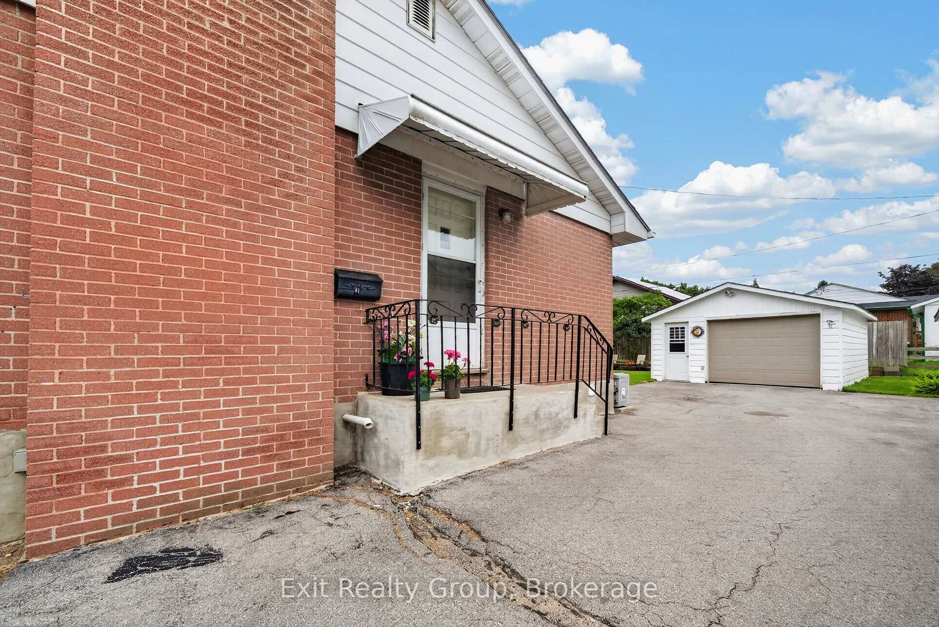 Photo 36 of 41 Second Avenue, Quinte West, Trenton Ward — HOMEH