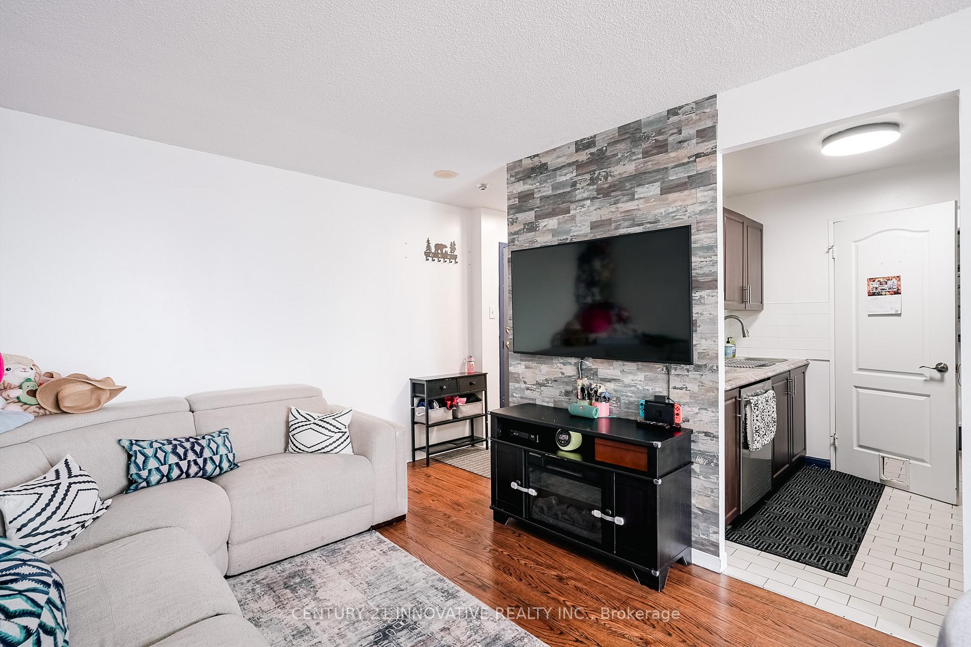 Photo 12 of Unit 1702, 330 Mccowan Road, Scarborough, Eglinton East — HOMEH