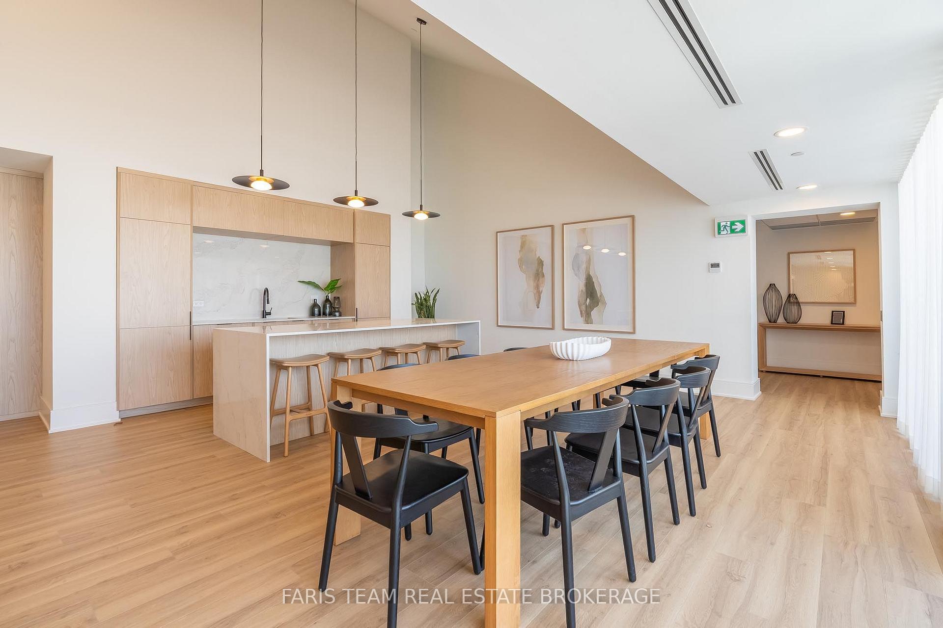 Photo 26 of Unit 417, 31 Huron Street, Collingwood — HOMEH