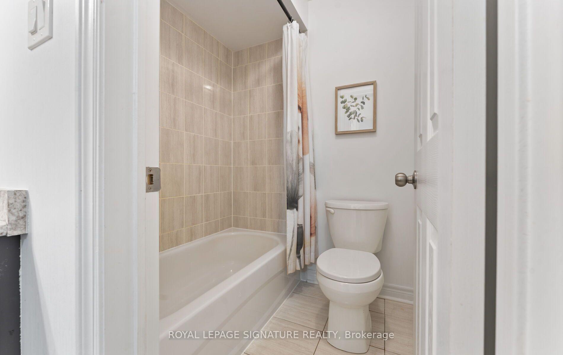Photo 40 of 104 Whitefoot Crescent, Ajax, South East — HOMEH