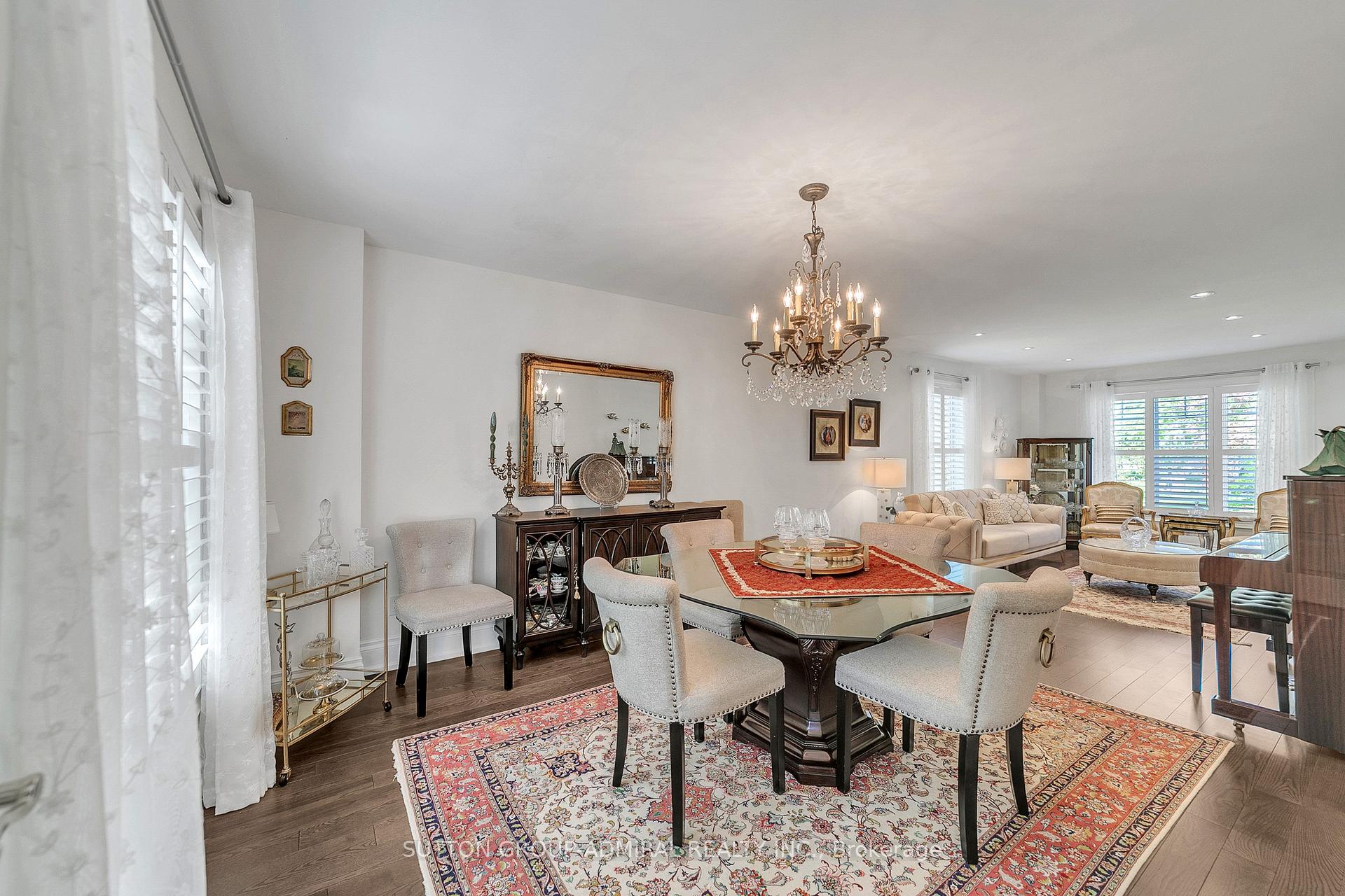 Photo 12 of 48 Maple Way, East Gwillimbury, Sharon — HOMEH