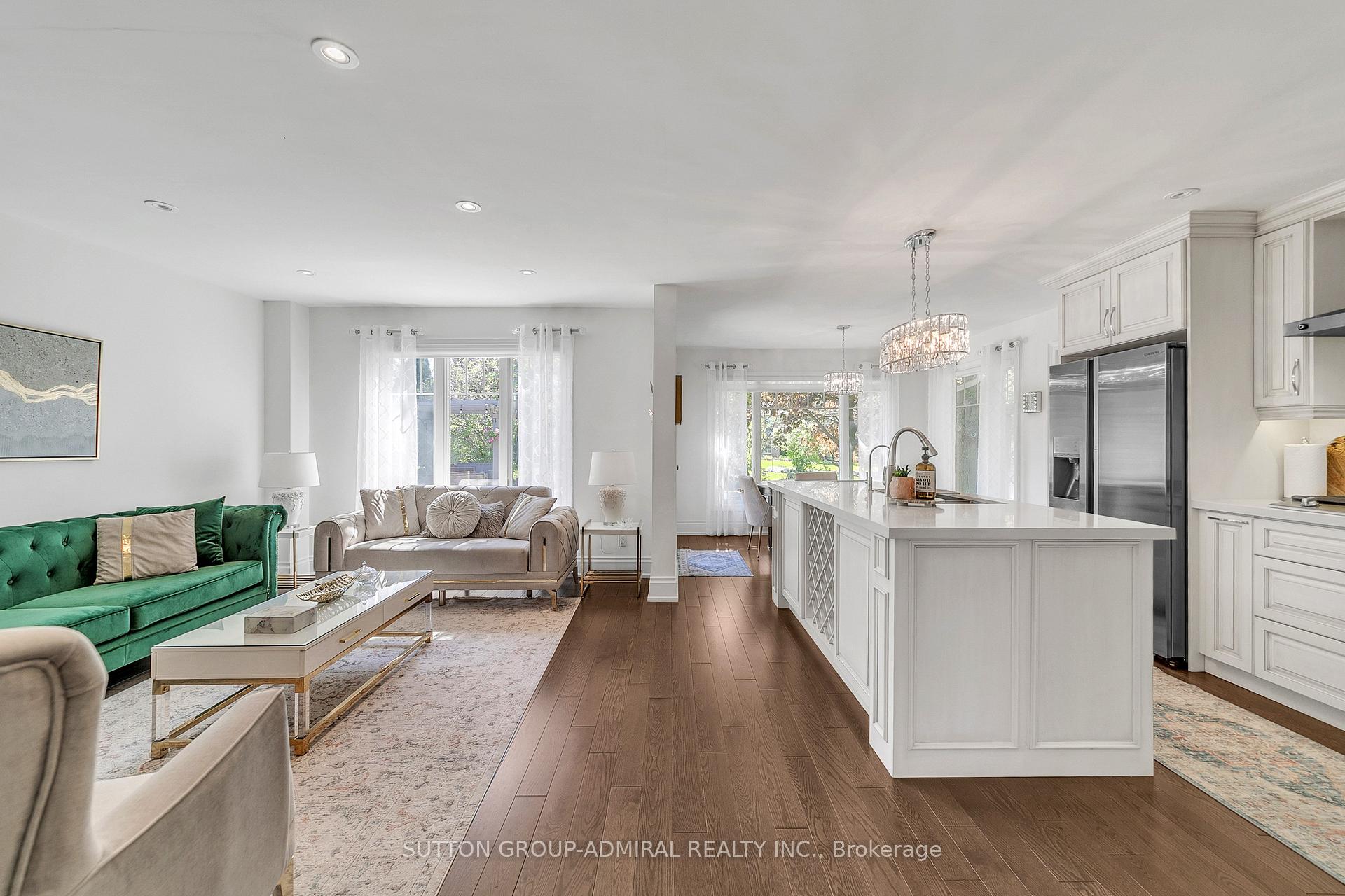 Photo 14 of 48 Maple Way, East Gwillimbury, Sharon — HOMEH