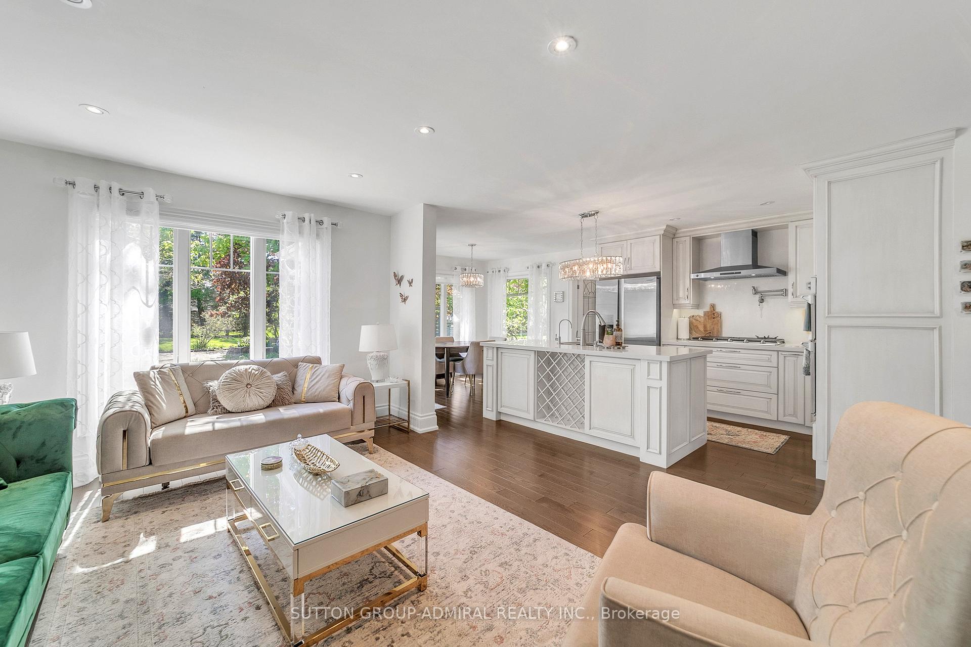 Photo 15 of 48 Maple Way, East Gwillimbury, Sharon — HOMEH
