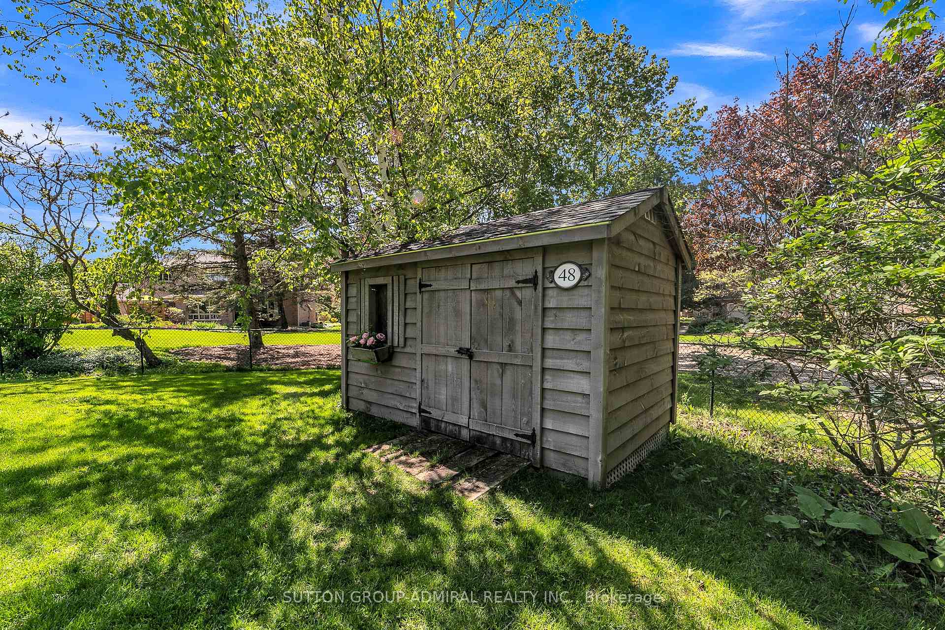 Photo 42 of 48 Maple Way, East Gwillimbury, Sharon — HOMEH