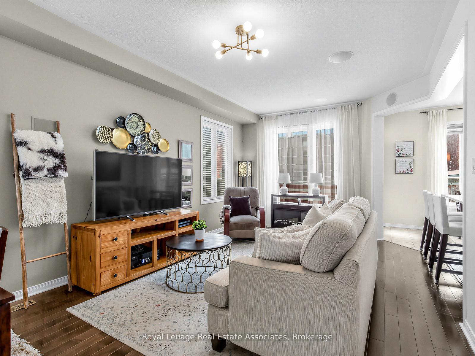Photo 4 of 1529 Winville Road, Pickering, Duffin Heights — HOMEH