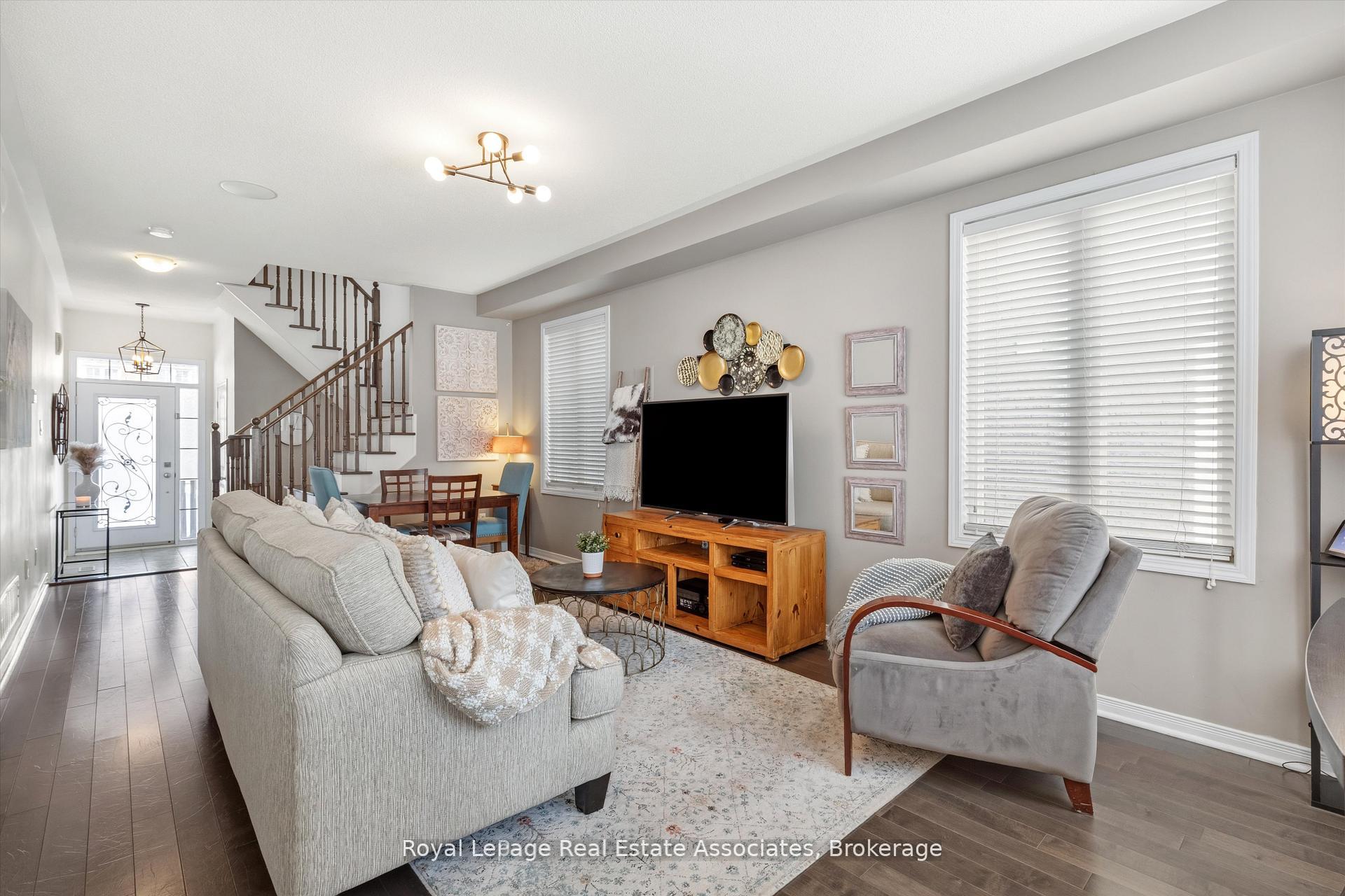 Photo 5 of 1529 Winville Road, Pickering, Duffin Heights — HOMEH