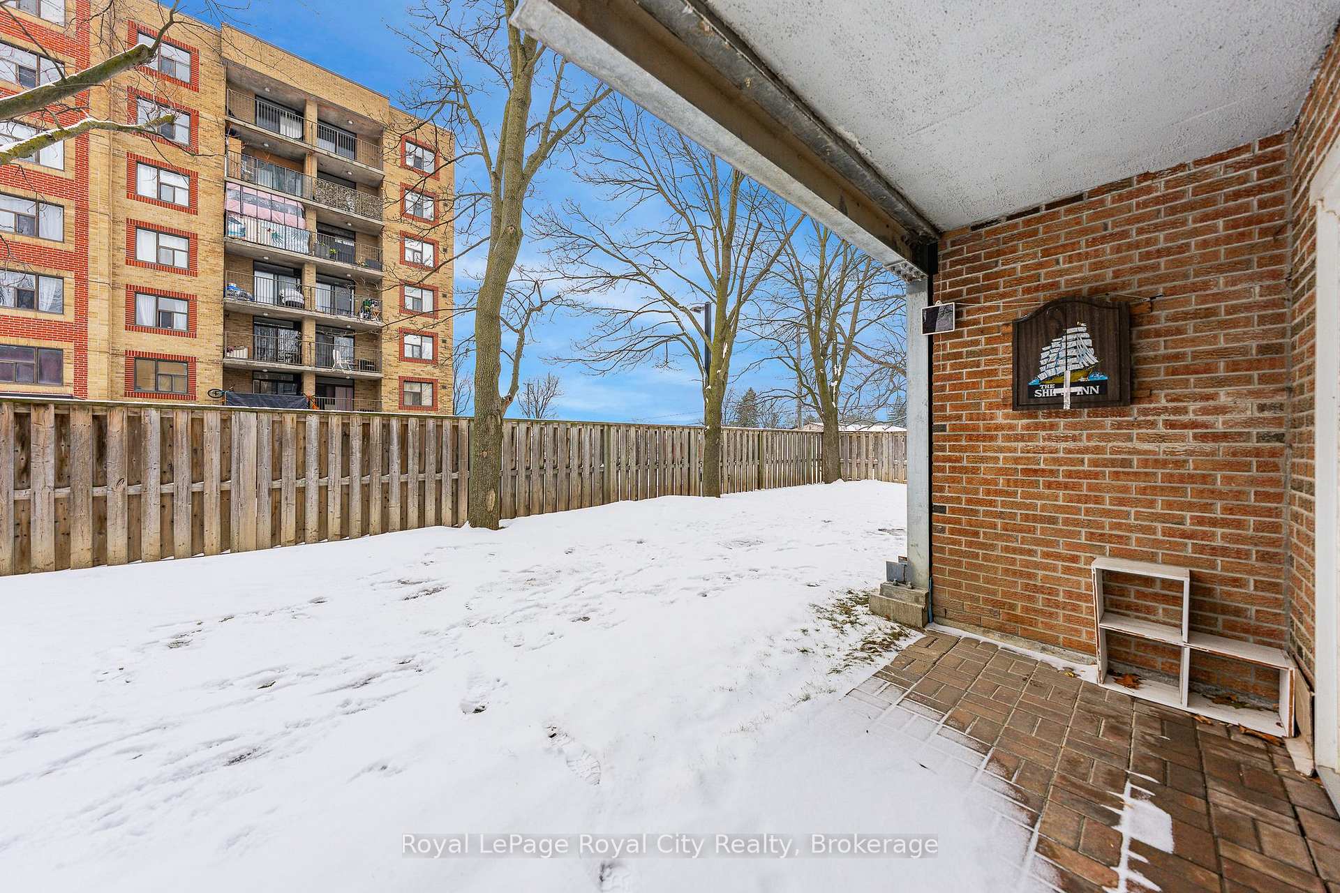 Photo 8 of Unit 102, 234 Willow Road, Guelph, Junction/Onward Willow — HOMEH