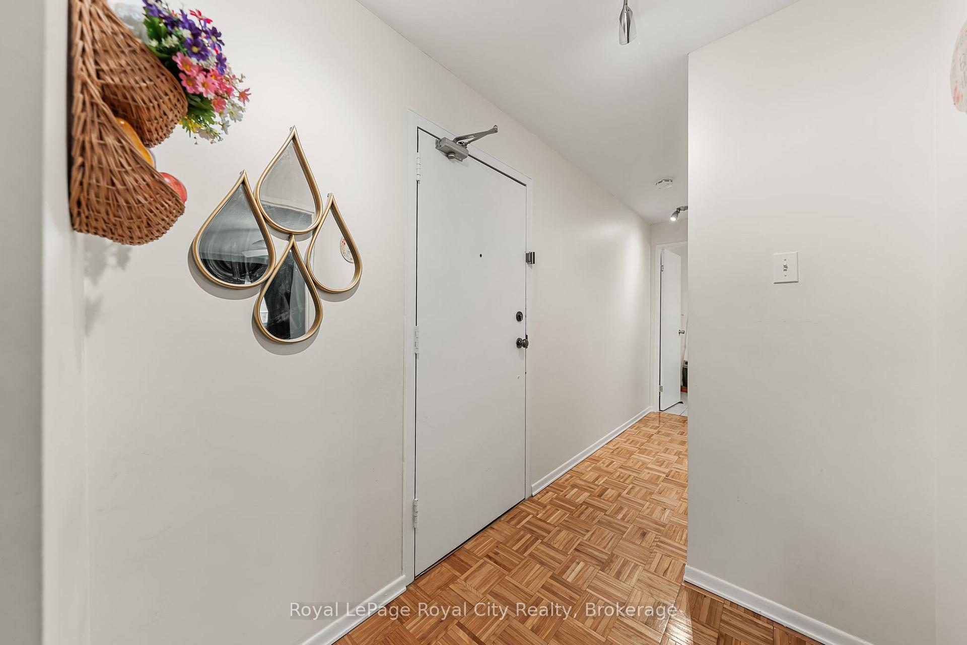 Photo 10 of Unit 102, 234 Willow Road, Guelph, Junction/Onward Willow — HOMEH