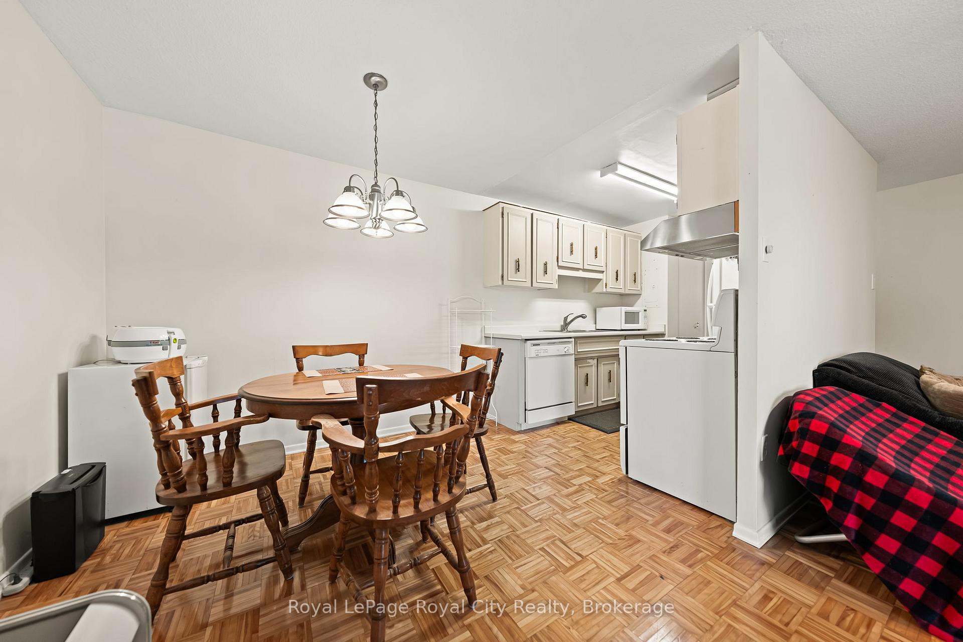 Photo 19 of Unit 102, 234 Willow Road, Guelph, Junction/Onward Willow — HOMEH