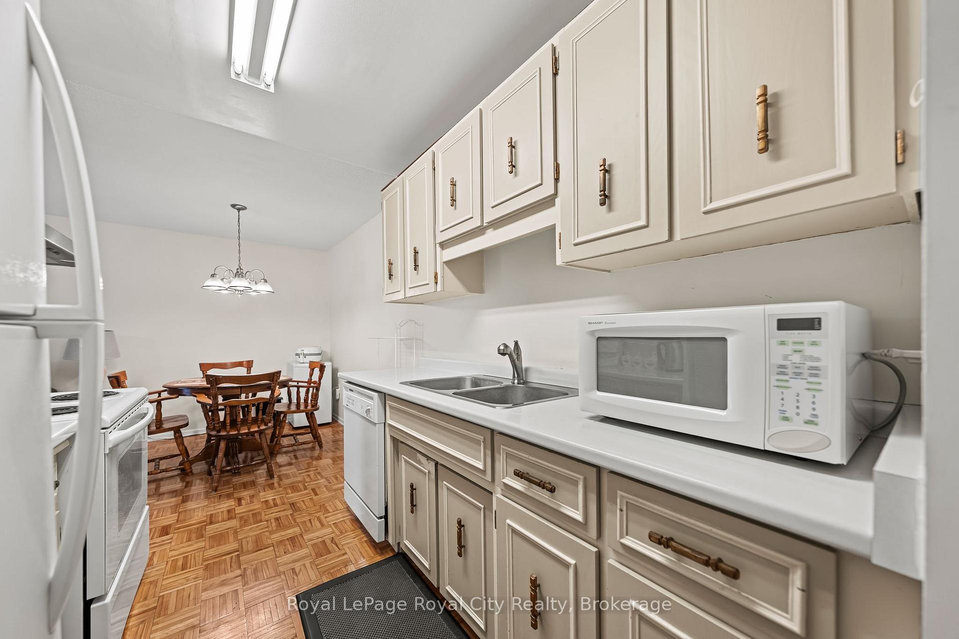 Photo 24 of Unit 102, 234 Willow Road, Guelph, Junction/Onward Willow — HOMEH