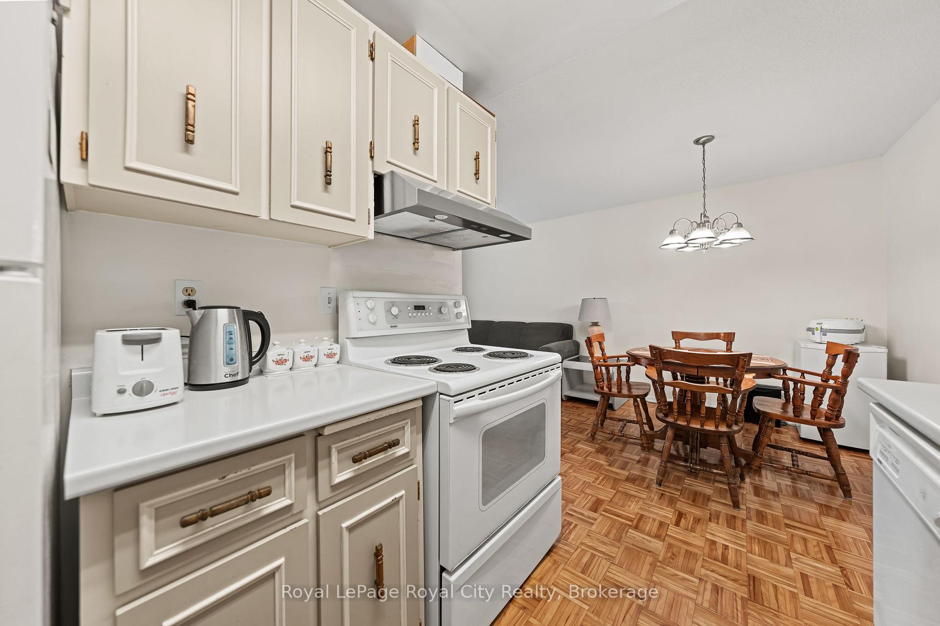 Photo 25 of Unit 102, 234 Willow Road, Guelph, Junction/Onward Willow — HOMEH