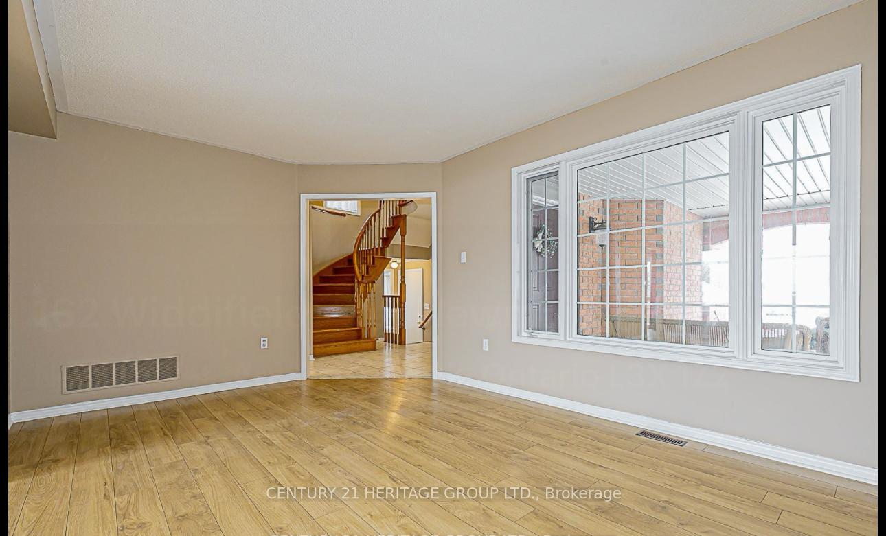 Photo 7 of 162 Widdifield Avenue, Newmarket, Armitage — HOMEH