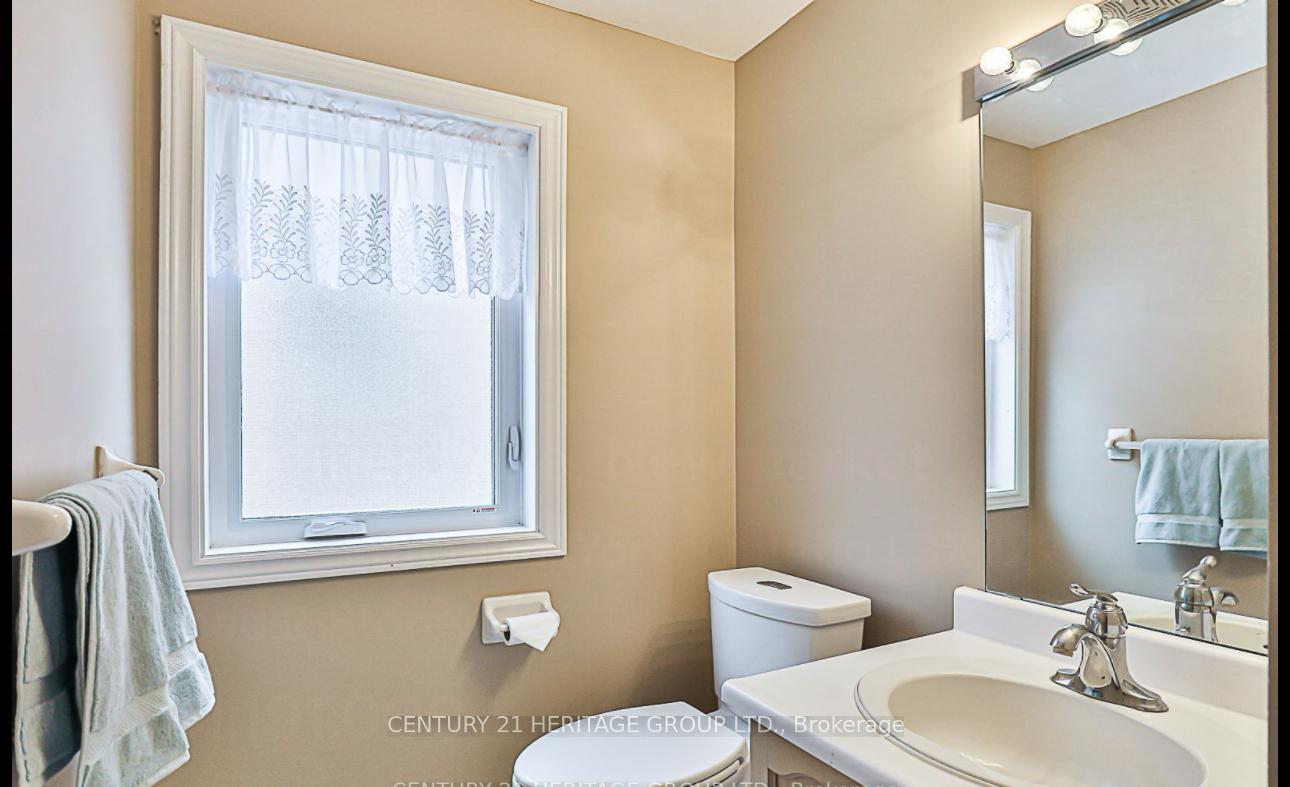 Photo 20 of 162 Widdifield Avenue, Newmarket, Armitage — HOMEH