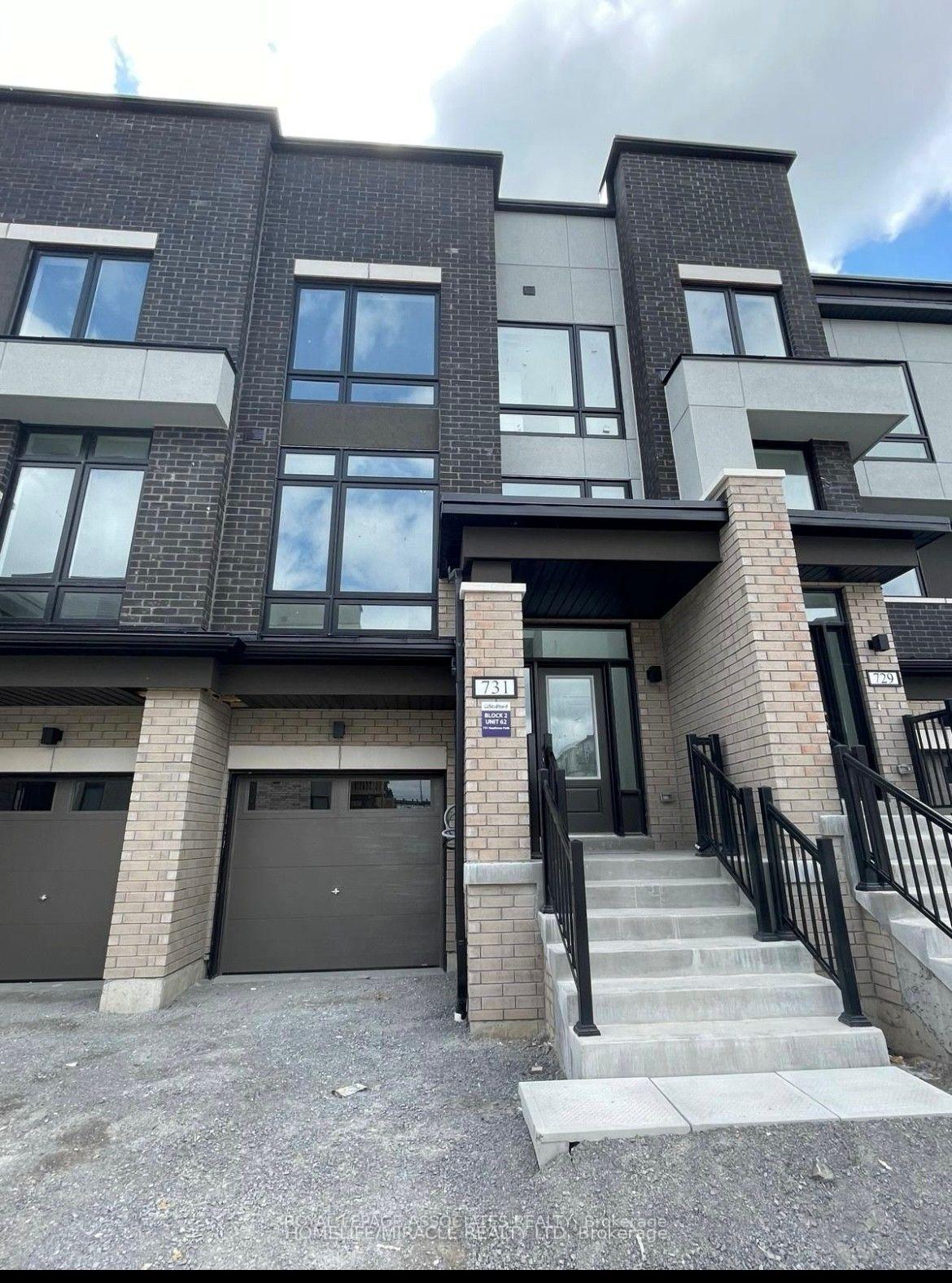 Photo 1 of 731 Heathrow Path, Oshawa, Samac — HOMEH