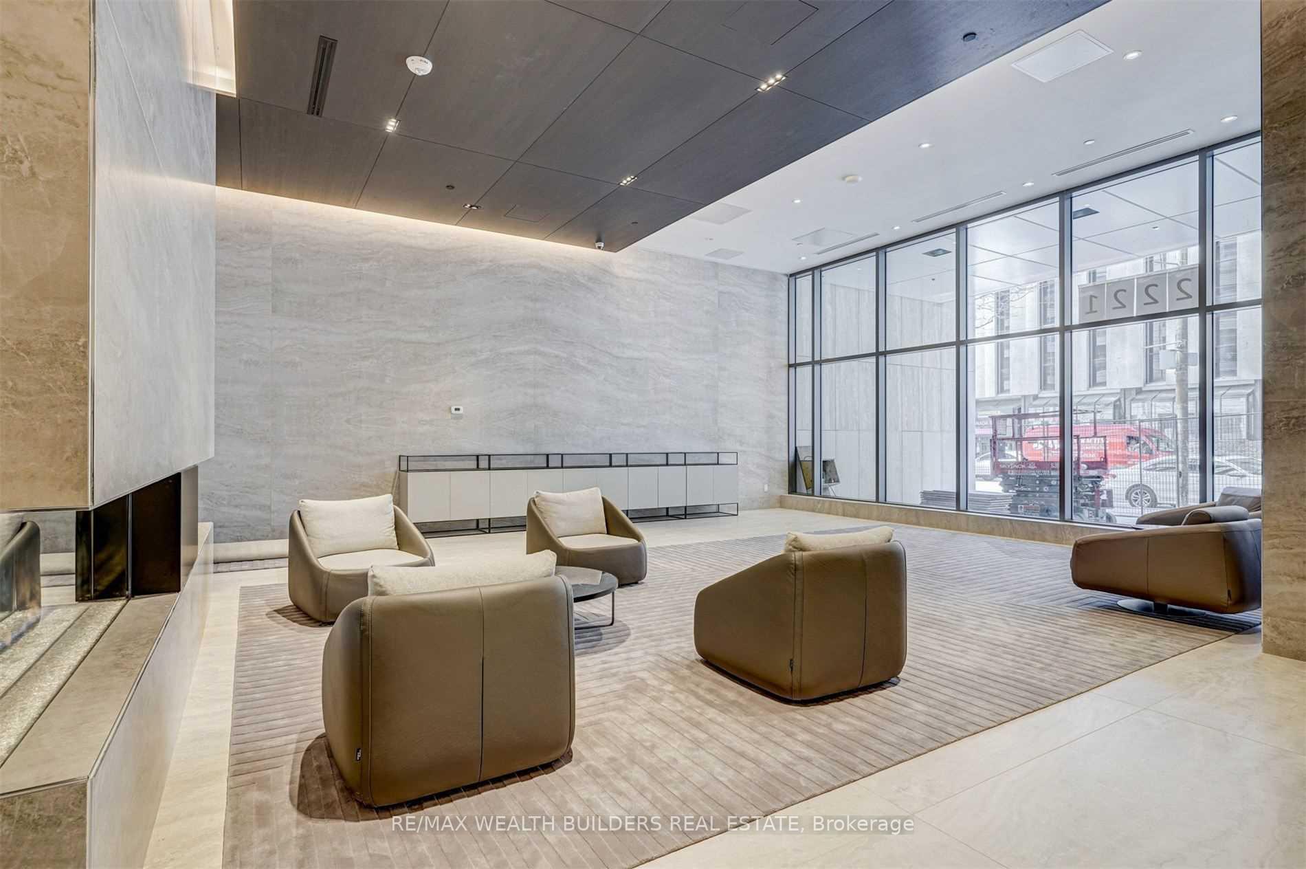Photo 24 of Unit 5003, 2221 Yonge Street, Toronto, Mount Pleasant West — HOMEH