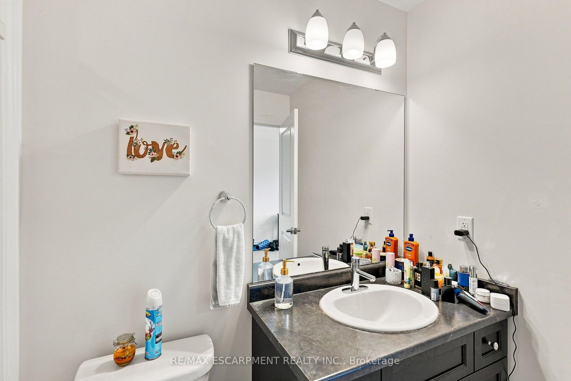 Photo 20 of 4870 Connor Drive, Lincoln, Beamsville — HOMEH
