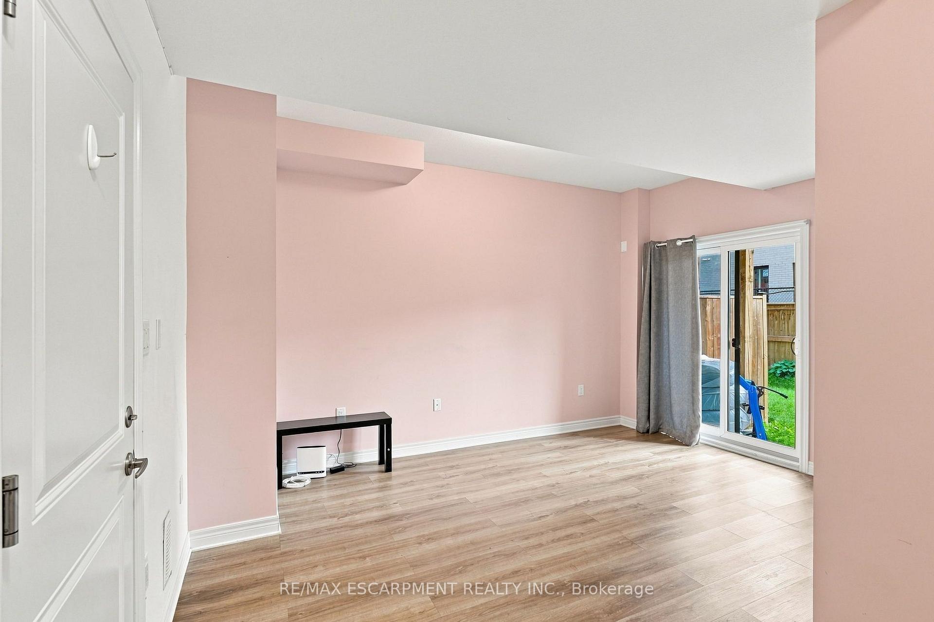 Photo 25 of 4870 Connor Drive, Lincoln, Beamsville — HOMEH