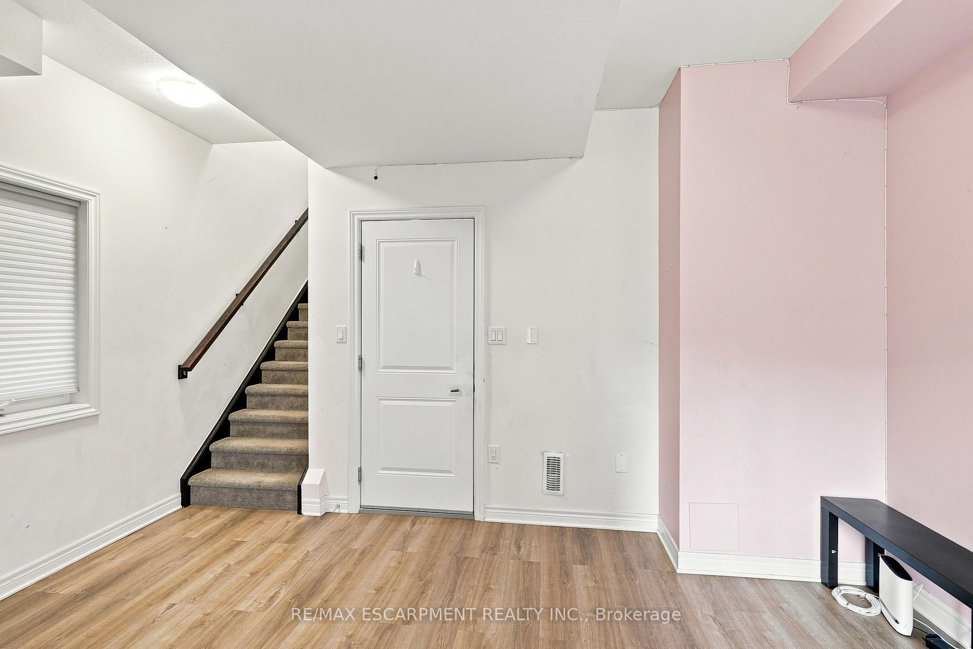 Photo 26 of 4870 Connor Drive, Lincoln, Beamsville — HOMEH
