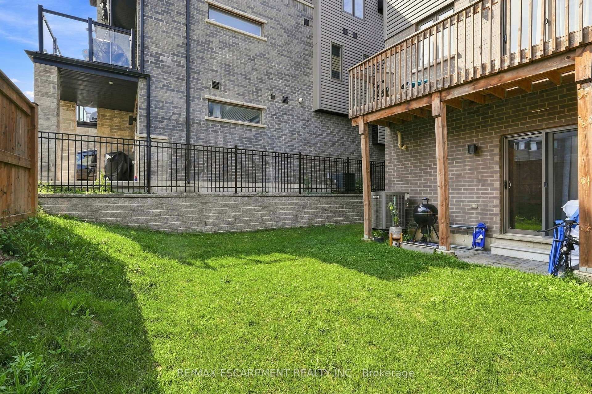 Photo 33 of 4870 Connor Drive, Lincoln, Beamsville — HOMEH