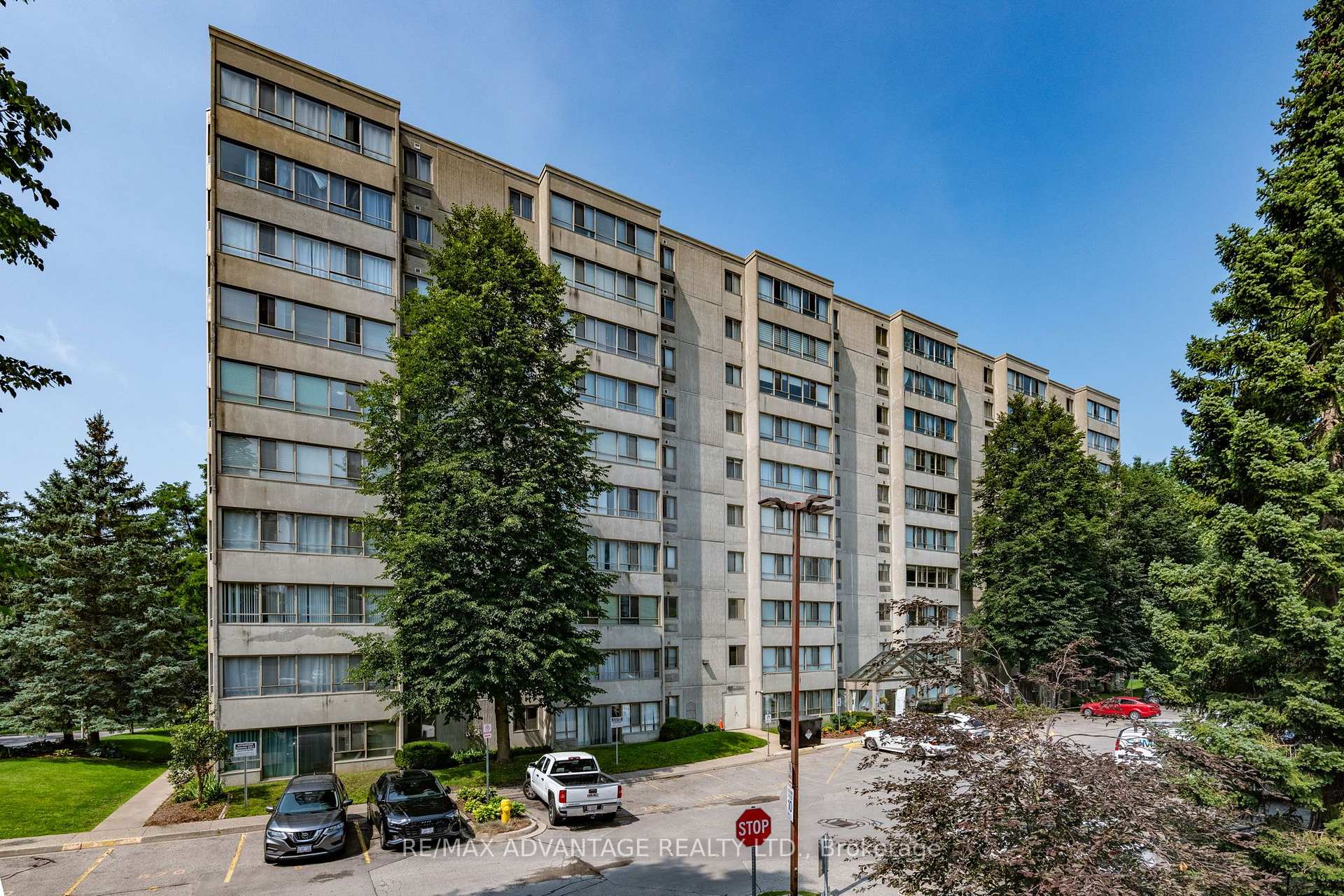Photo 1 of Unit 708, 570 Proudfoot Lane, London, North M — HOMEH