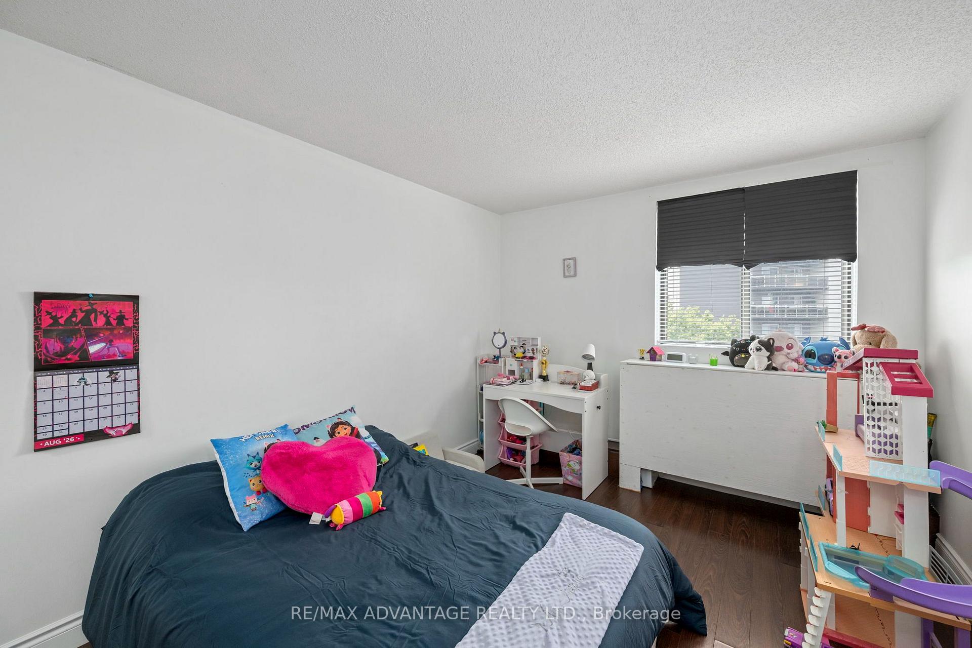 Photo 23 of Unit 708, 570 Proudfoot Lane, London, North M — HOMEH