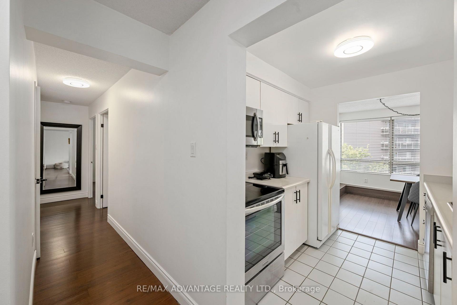 Photo 25 of Unit 708, 570 Proudfoot Lane, London, North M — HOMEH