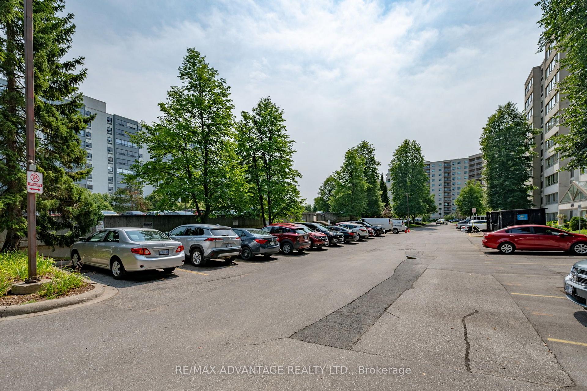 Photo 33 of Unit 708, 570 Proudfoot Lane, London, North M — HOMEH