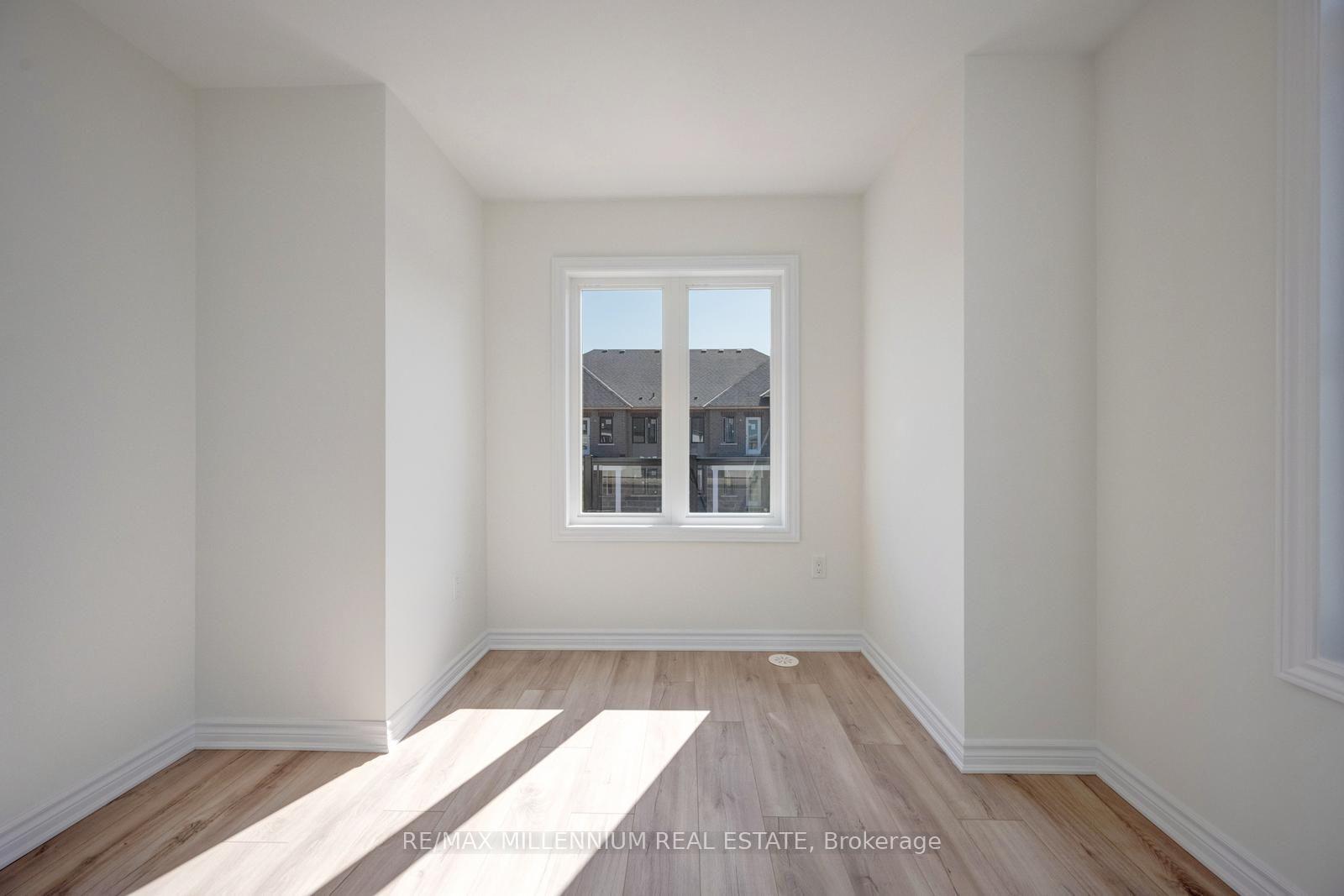Photo 46 of Unit Upper, 36 Thornbird Crescent, Brampton, Northwest Brampton — HOMEH