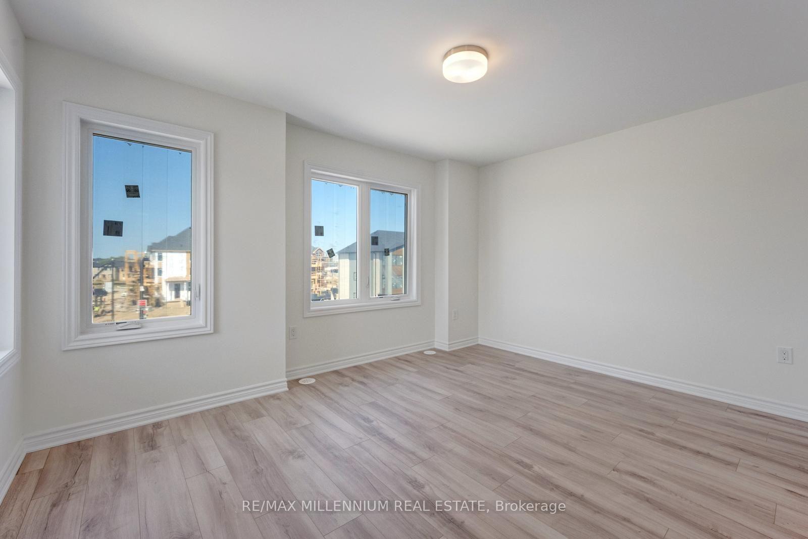 Photo 24 of Unit Upper, 36 Thornbird Crescent, Brampton, Northwest Brampton — HOMEH