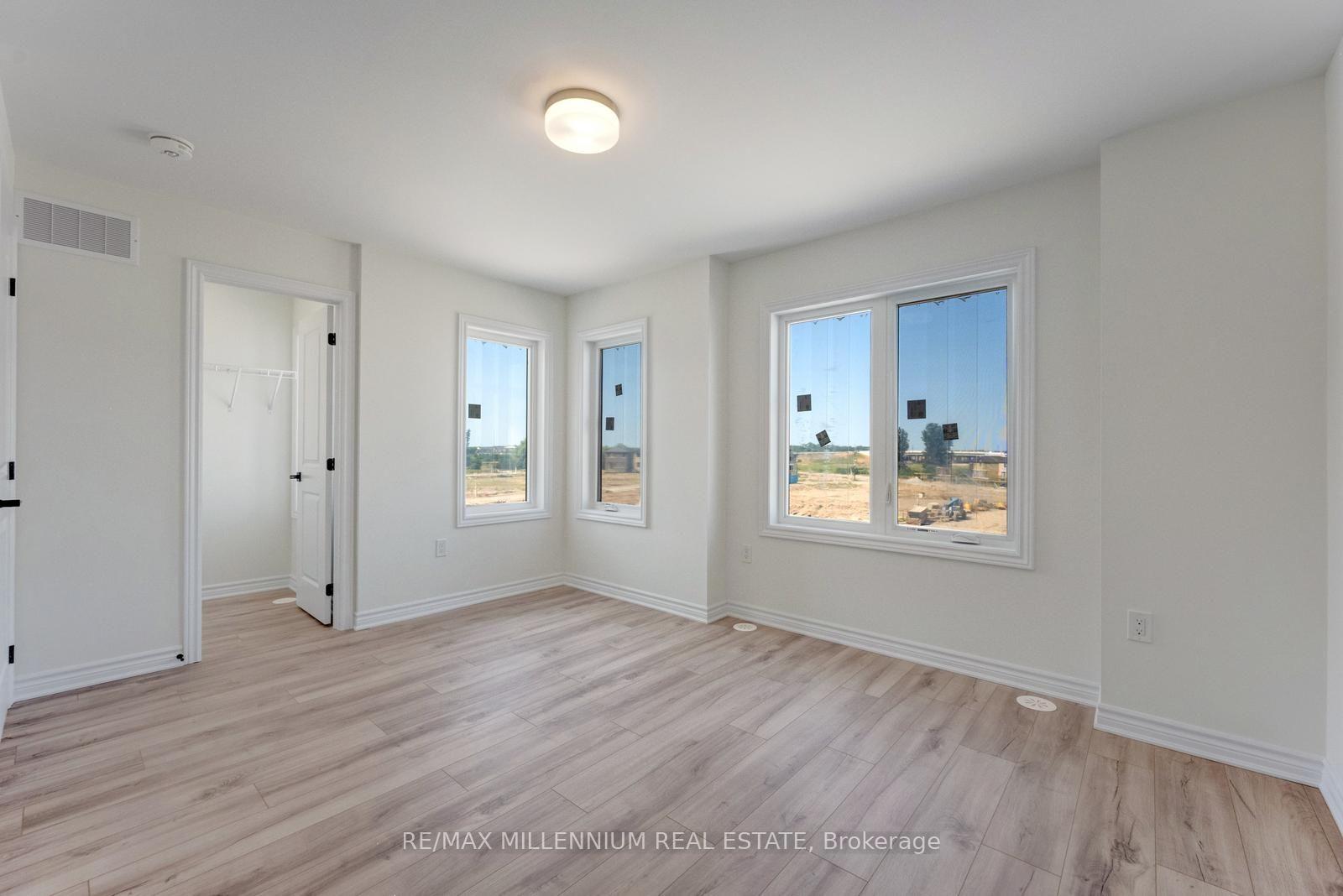 Photo 25 of Unit Upper, 36 Thornbird Crescent, Brampton, Northwest Brampton — HOMEH