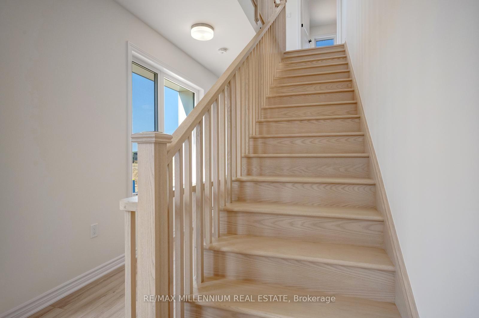 Photo 17 of Unit Upper, 36 Thornbird Crescent, Brampton, Northwest Brampton — HOMEH