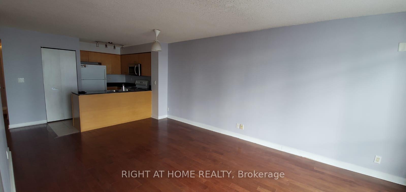 Photo 4 of Unit 2801, 397 Front Street W, Toronto, Waterfront Communities — HOMEH