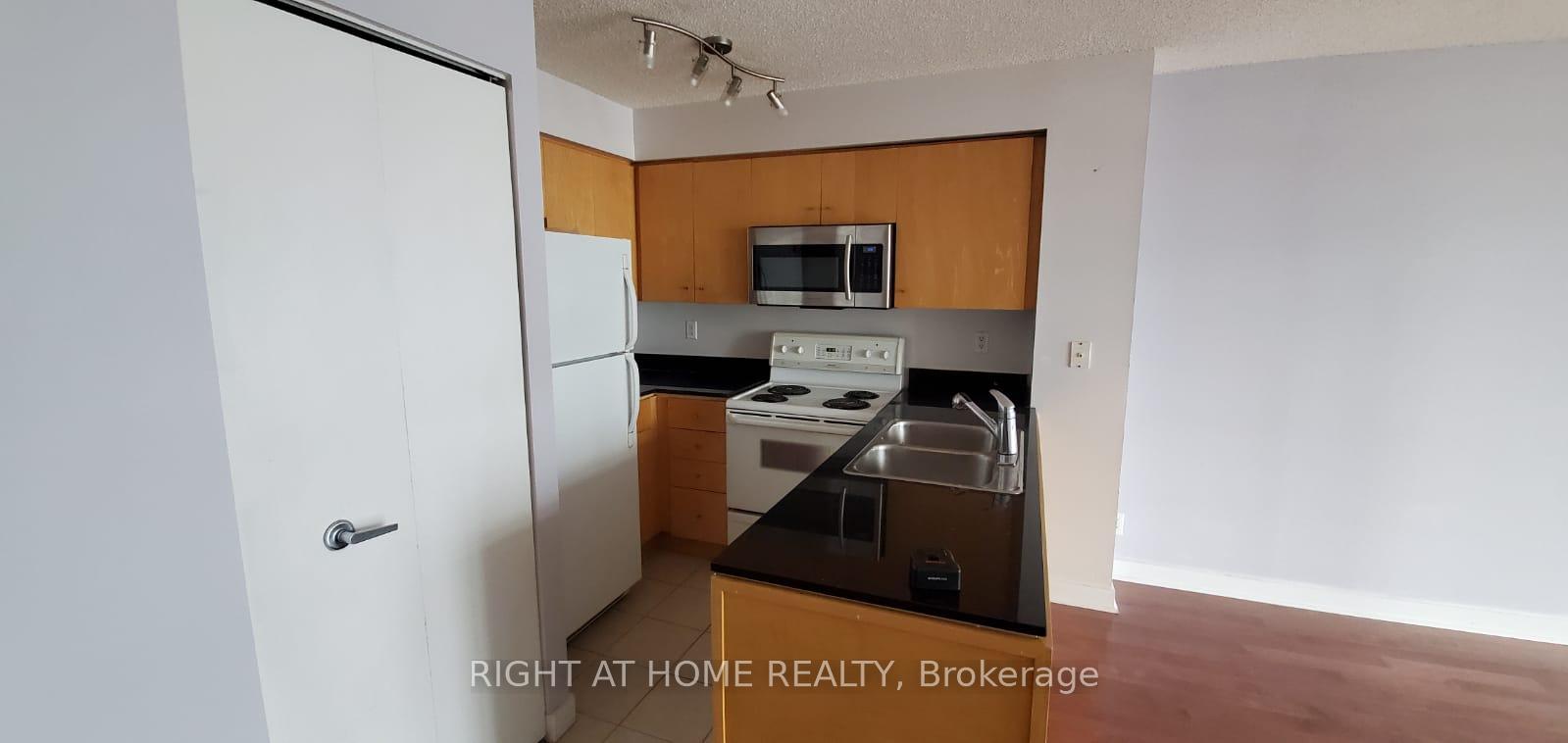 Photo 7 of Unit 2801, 397 Front Street W, Toronto, Waterfront Communities — HOMEH